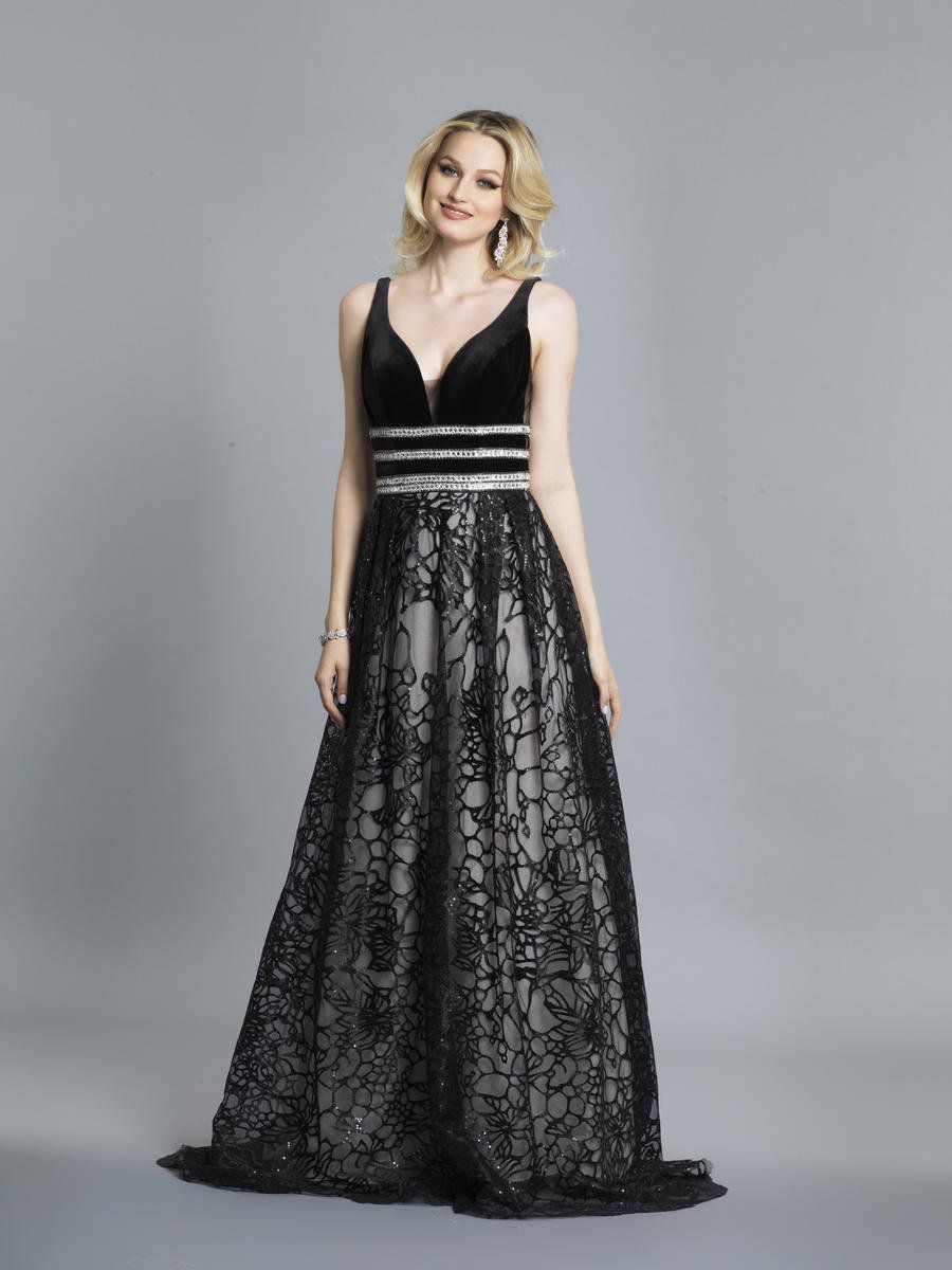 Style A7487 Dave and Johnny Size 12 Prom Black A-line Dress on Queenly