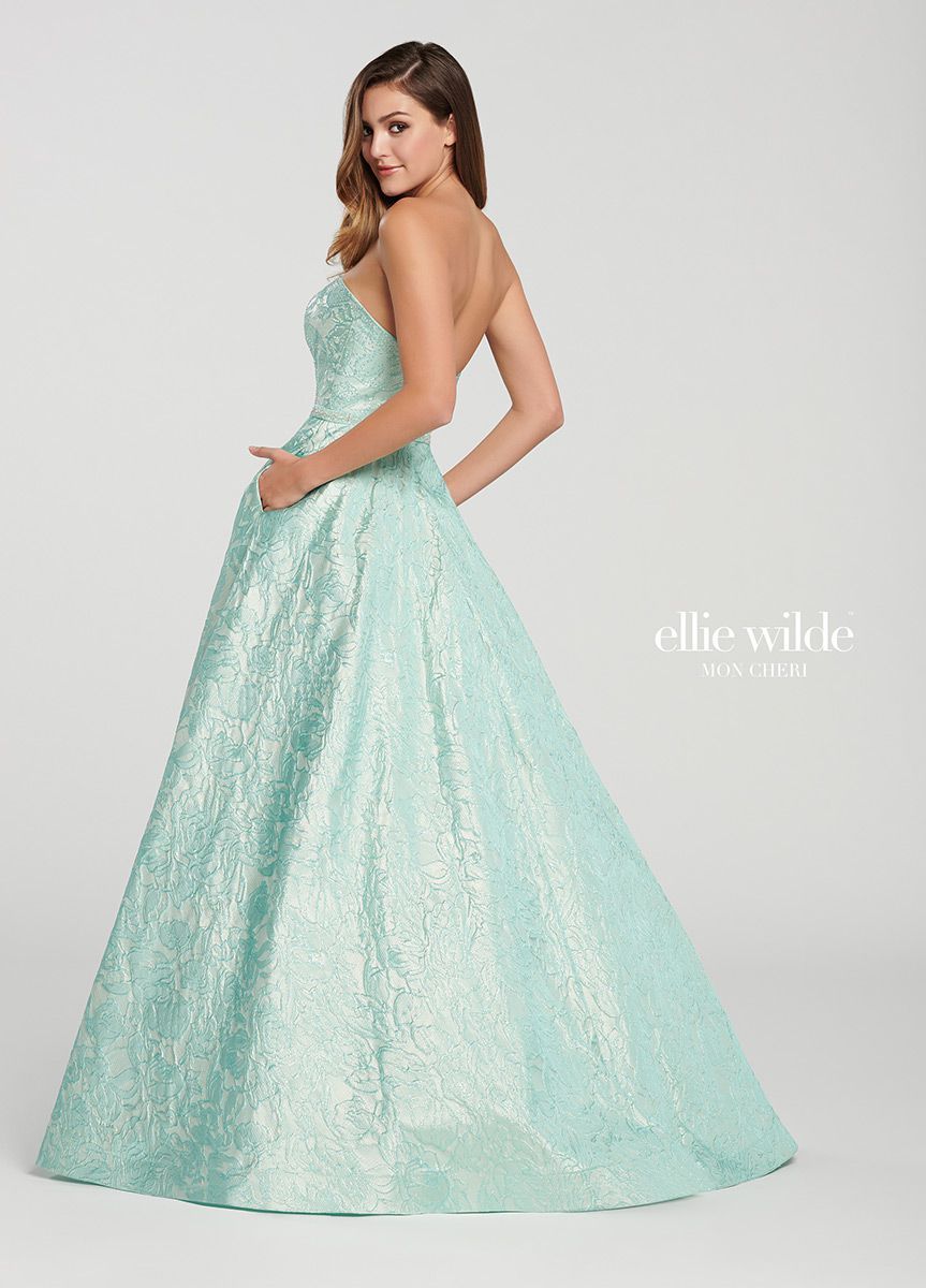Style EW119013 Ellie Wilde Size 6 Prom Strapless Light Green Ball Gown on Queenly