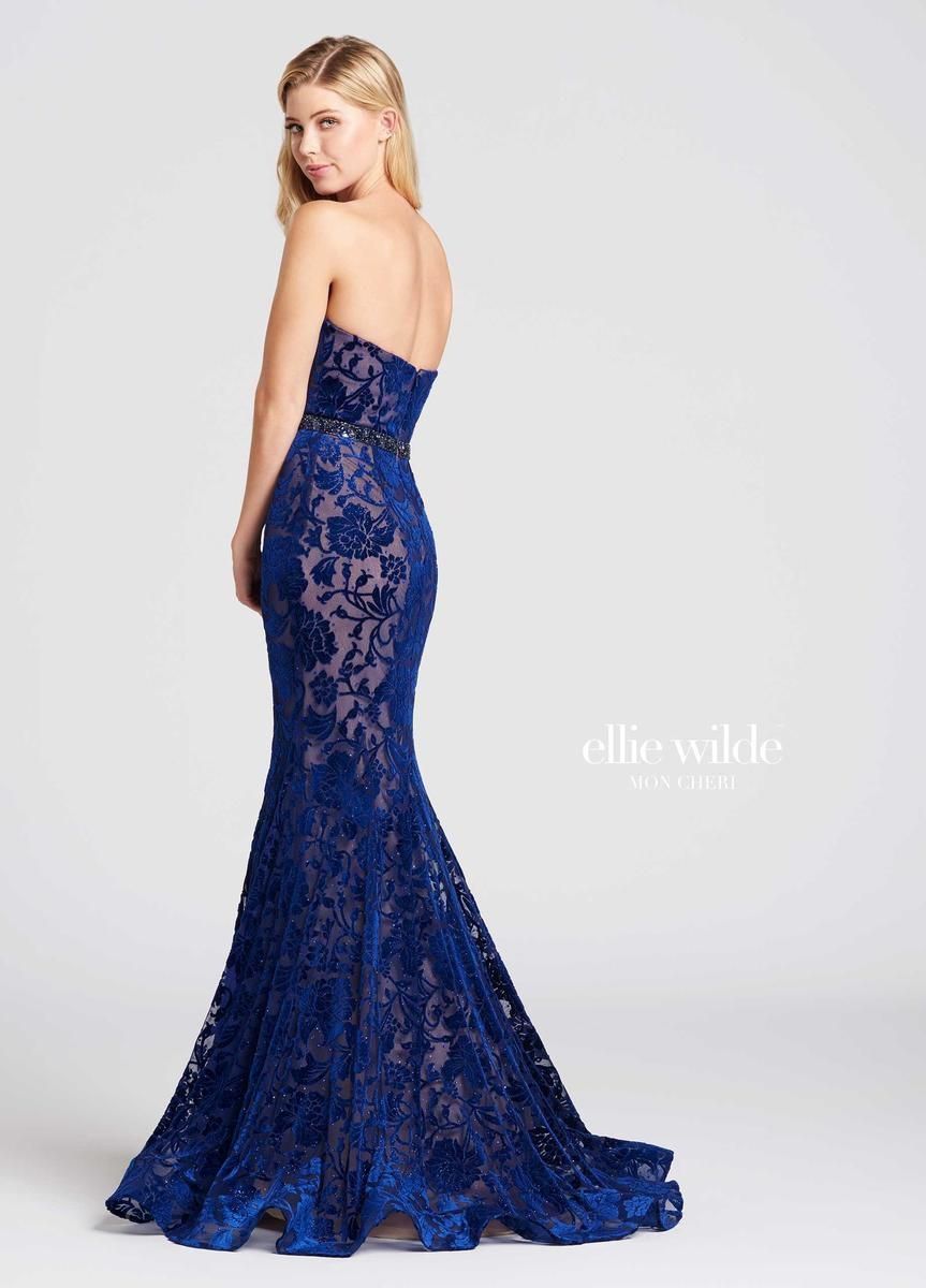 Style EW118052 Ellie Wilde Size 6 Prom Velvet Navy Blue Mermaid Dress on Queenly