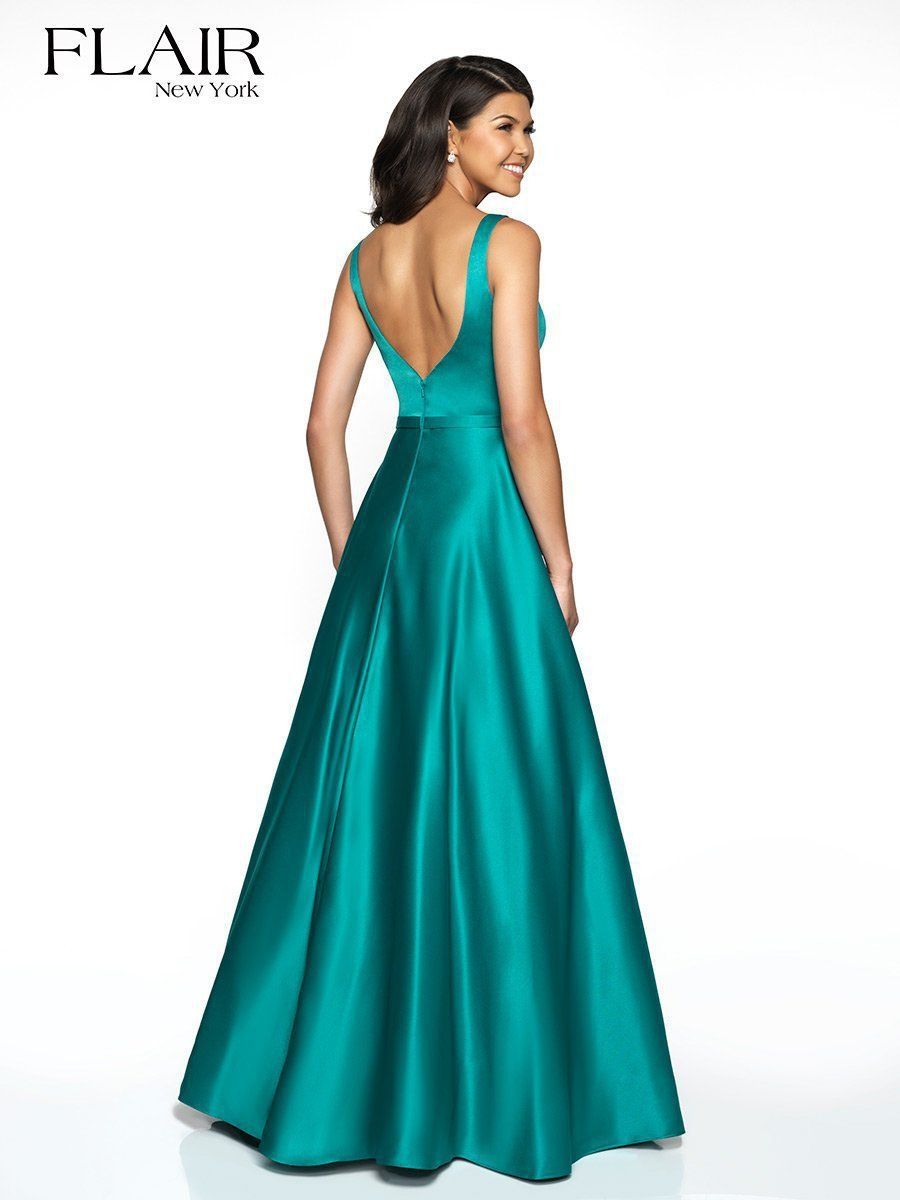 Style 19017 Flair Prom Size 12 Prom Satin Emerald Green A-line Dress on Queenly