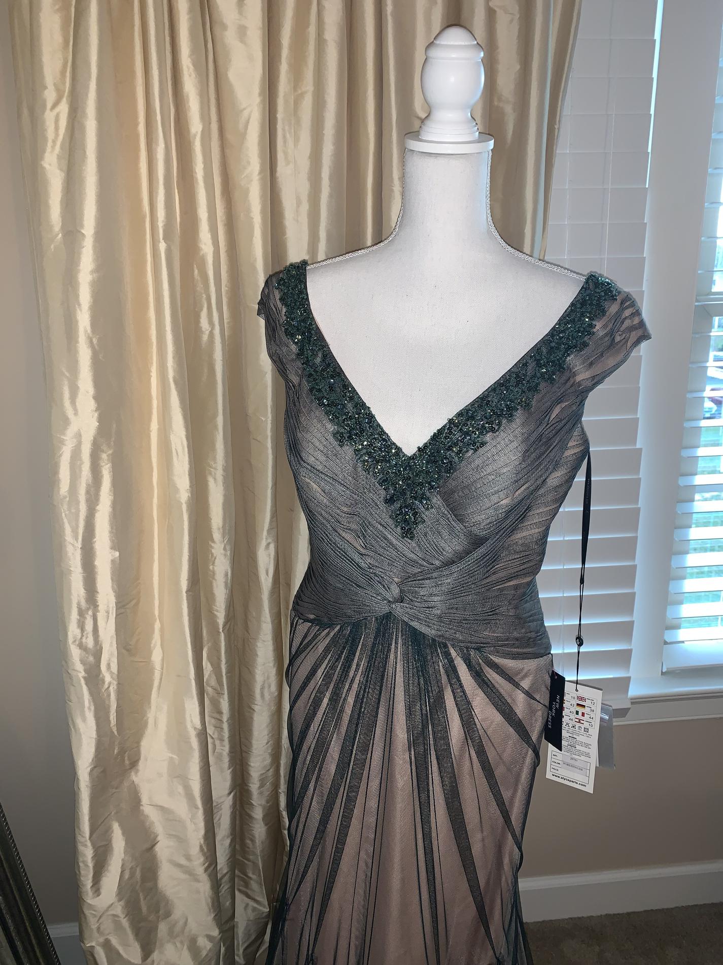 Alyce Paris Size 10 Green Mermaid Dress on Queenly