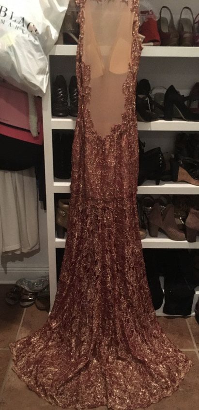 Lenz Size 2 Lace Burgundy Red Floor Length Maxi on Queenly
