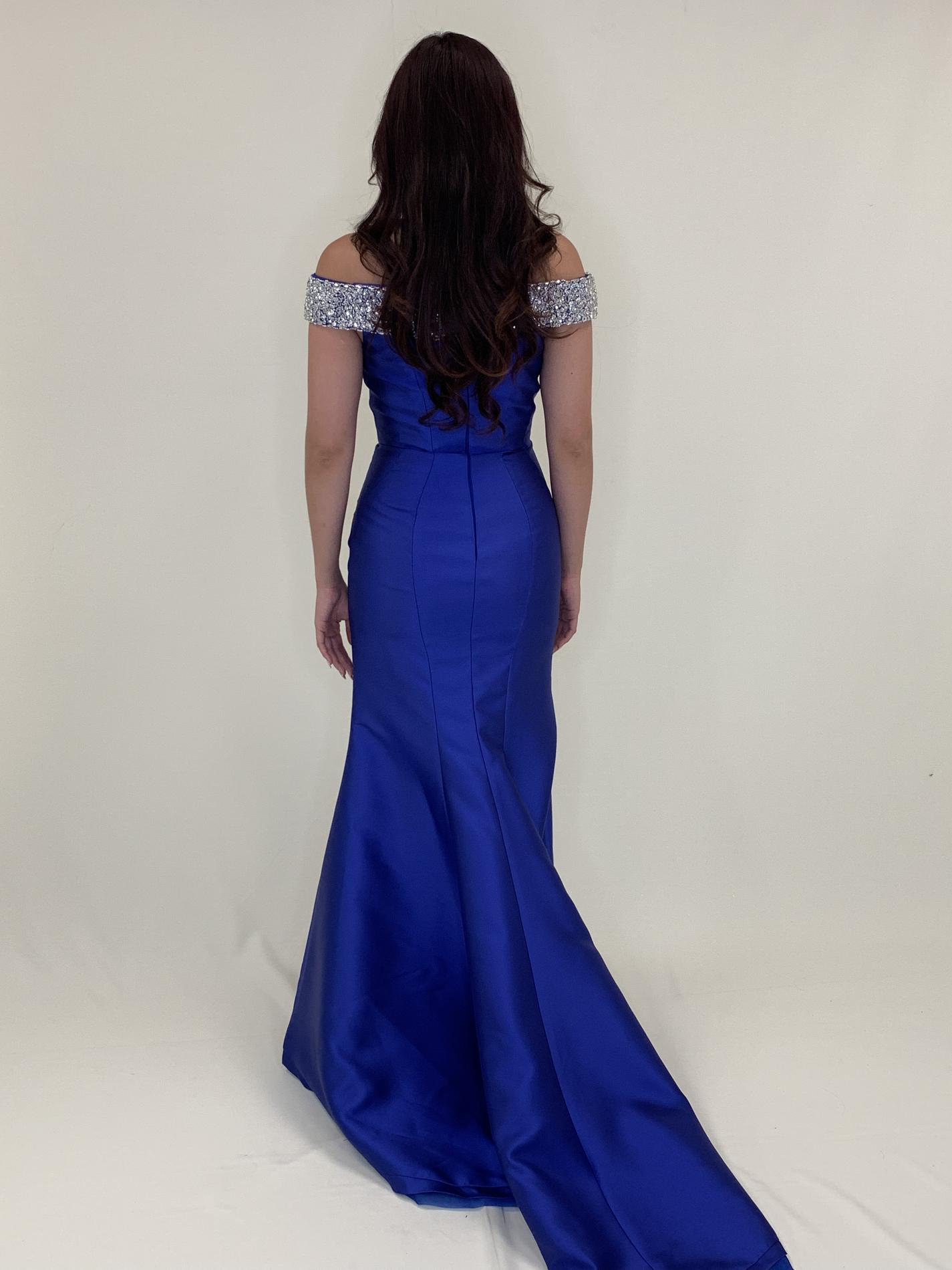 Larissa Couture LV Size 6 Blue Mermaid Dress on Queenly