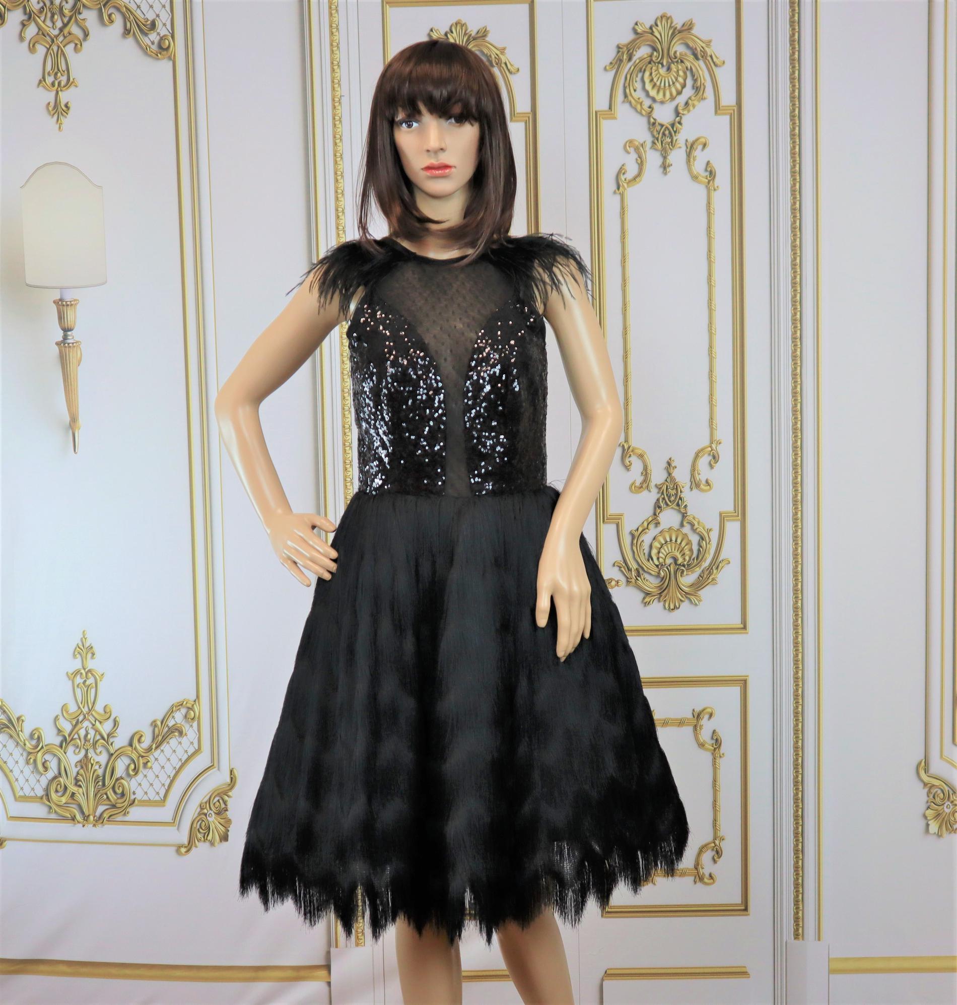 Larissa Couture LV Size 6 Black Cocktail Dress on Queenly