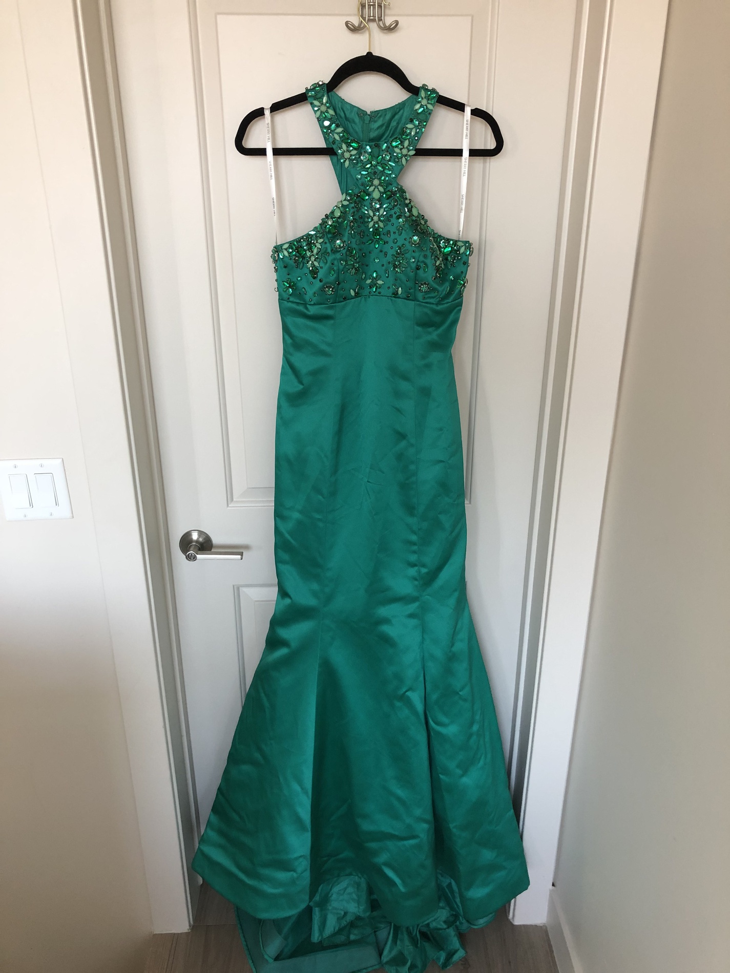 Sherri Hill Green Size 4 Tall Height Mermaid Dress on Queenly