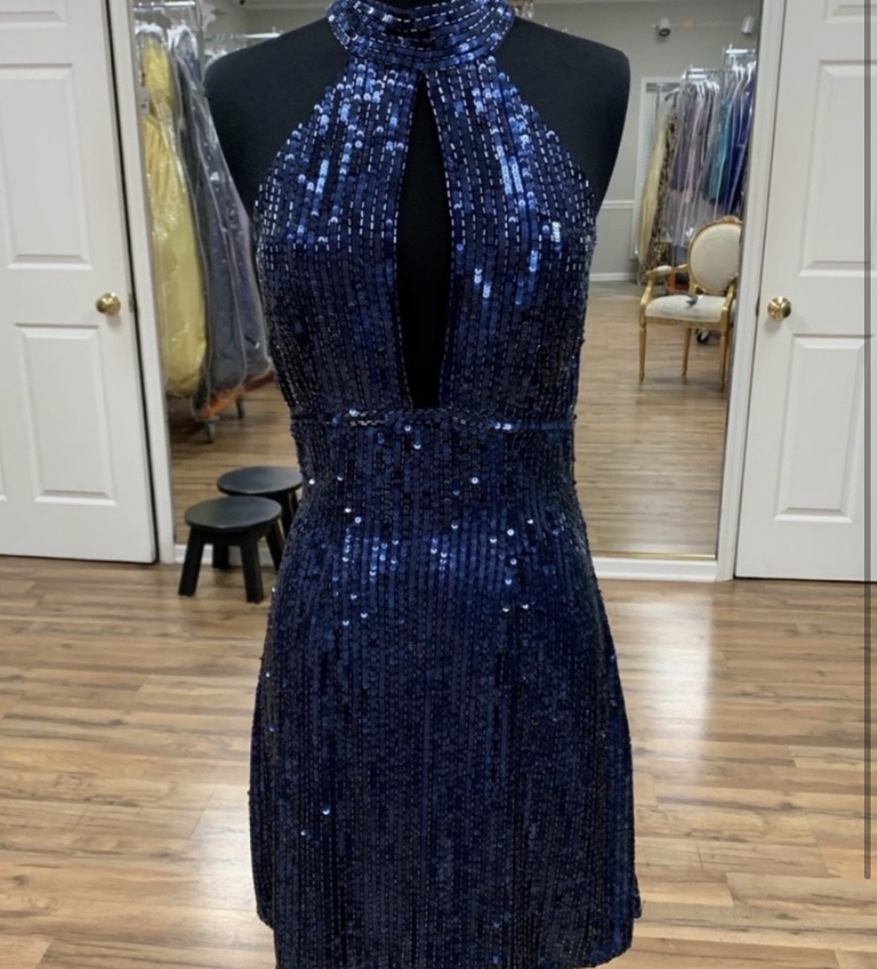 Size 4 Blue Cocktail Dress on Queenly
