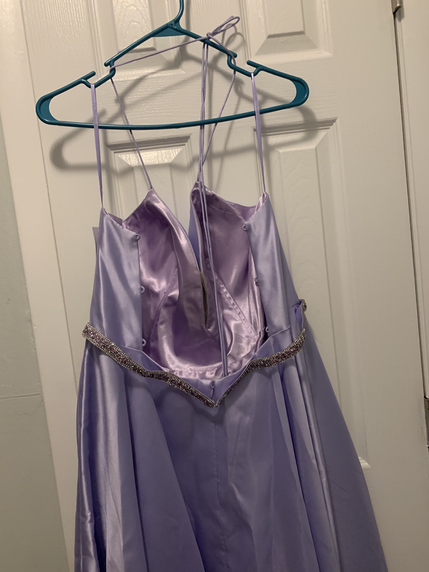 Plus Size 16 Purple Dress With Train on Queenly