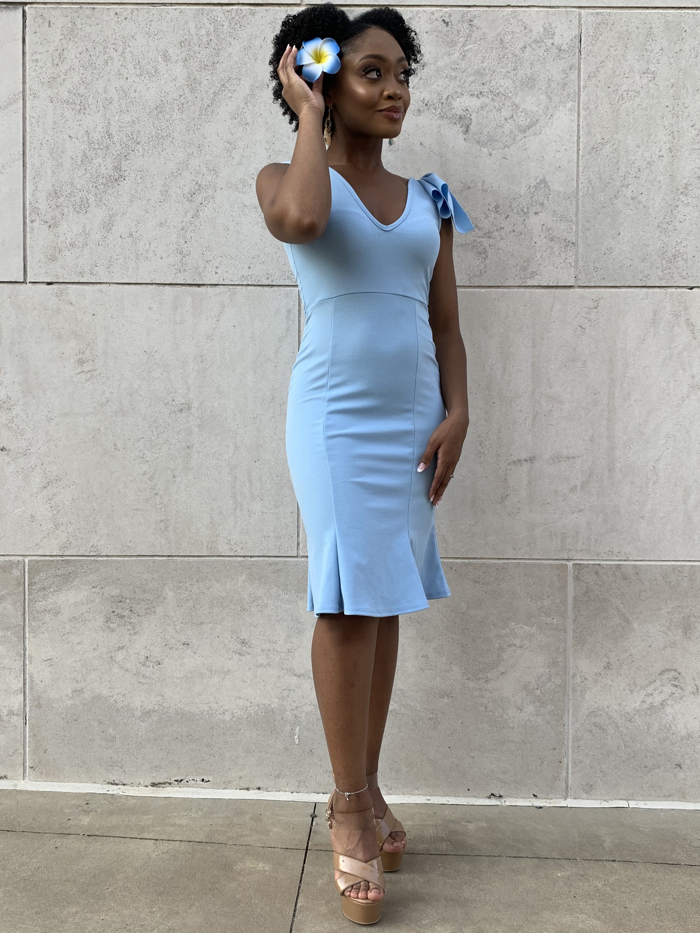 Size 2 Blue Cocktail Dress on Queenly