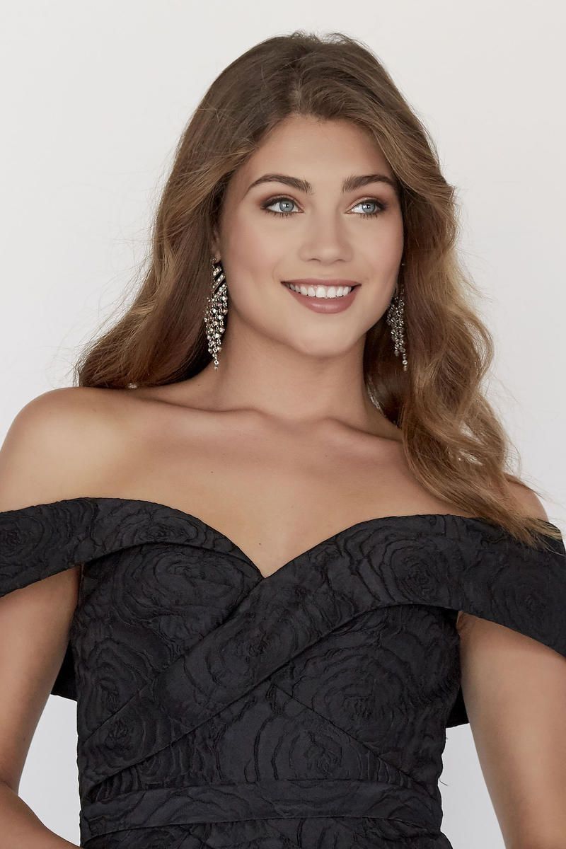 Style 18034 Jolene Size 6 Prom Off The Shoulder Black Mermaid Dress on Queenly