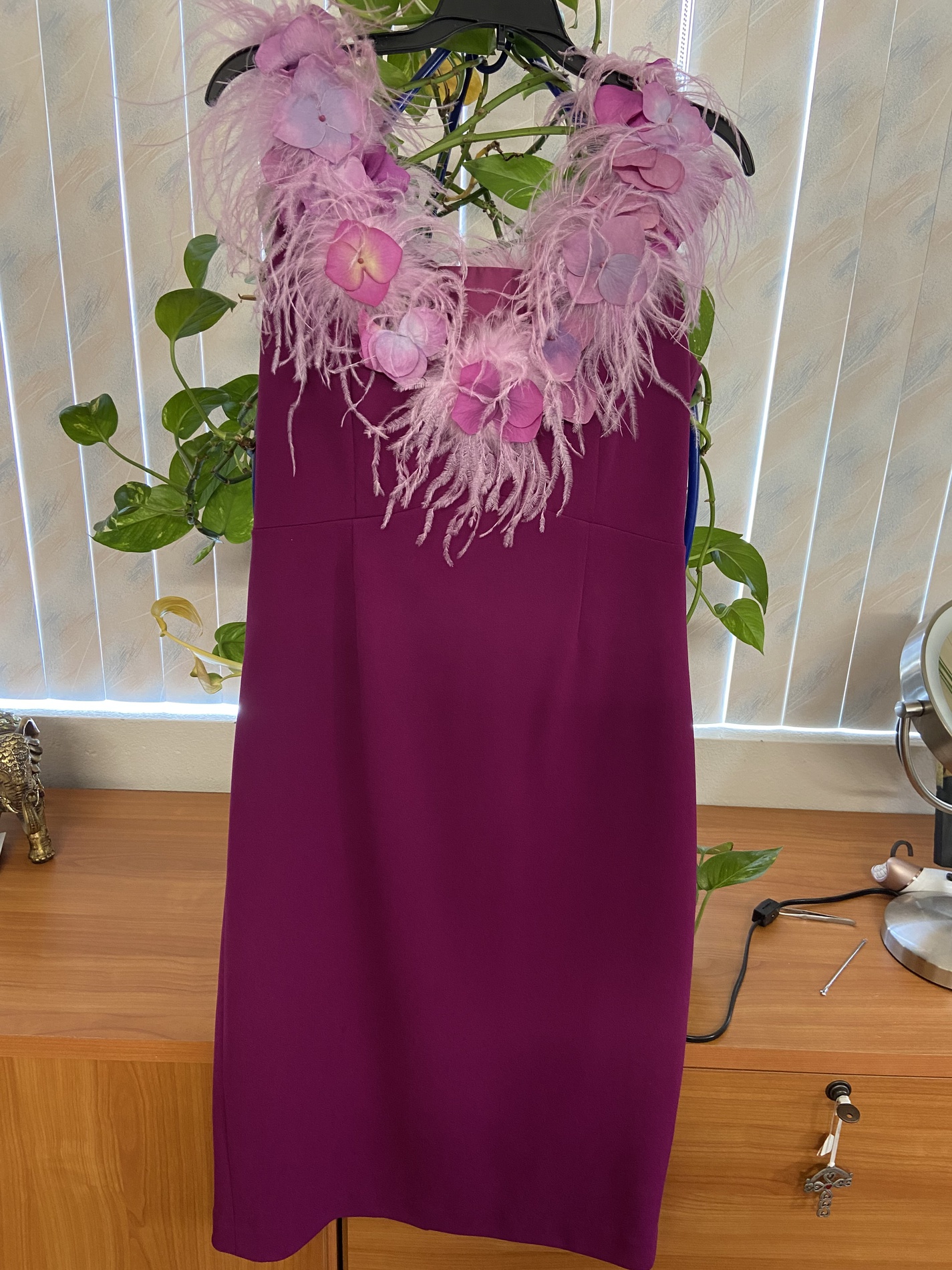 Size 6 Wedding Guest Purple Cocktail Dress on Queenly