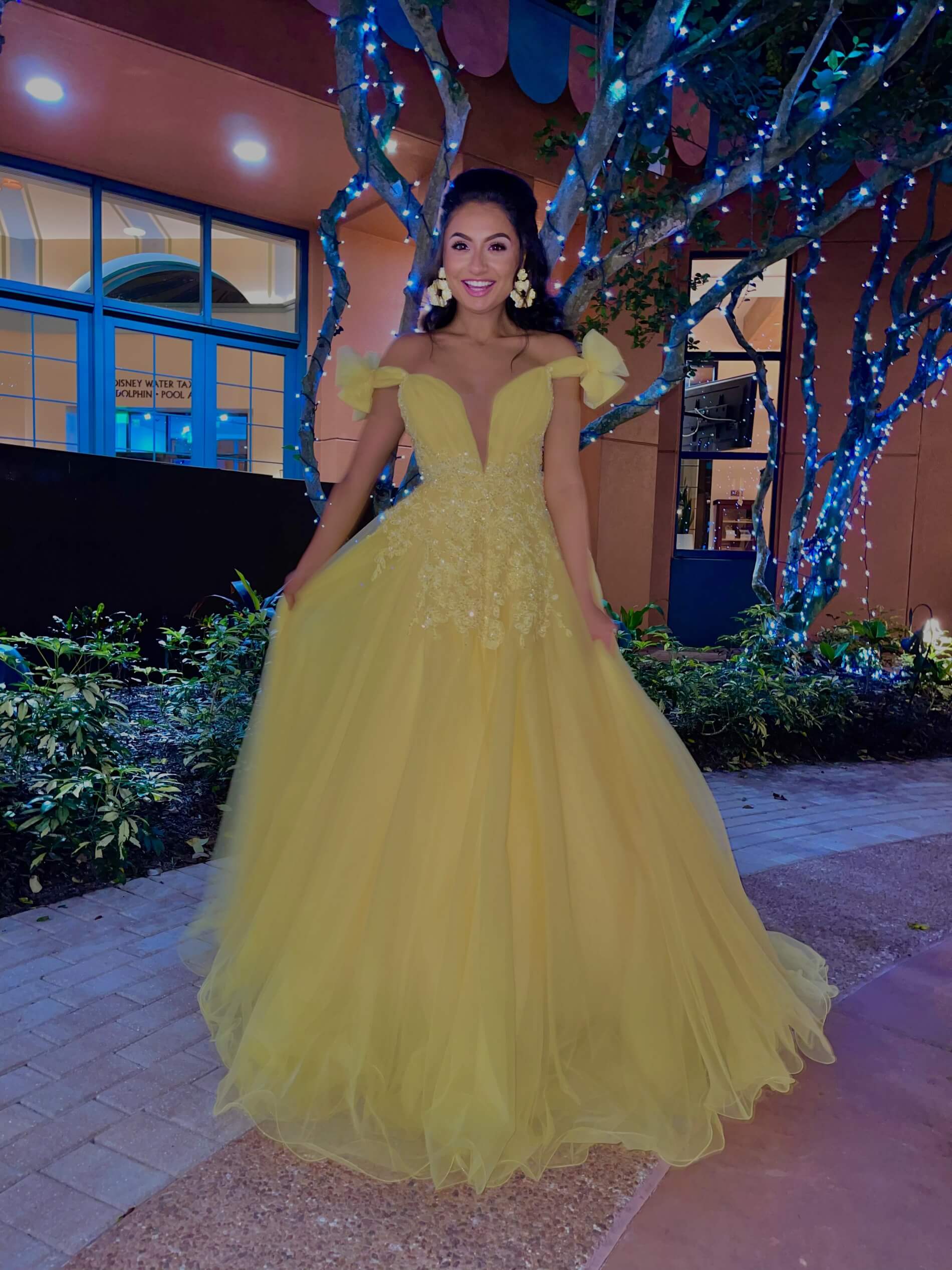 Tarik Ediz Size 2 Prom Off The Shoulder Yellow Ball Gown on Queenly