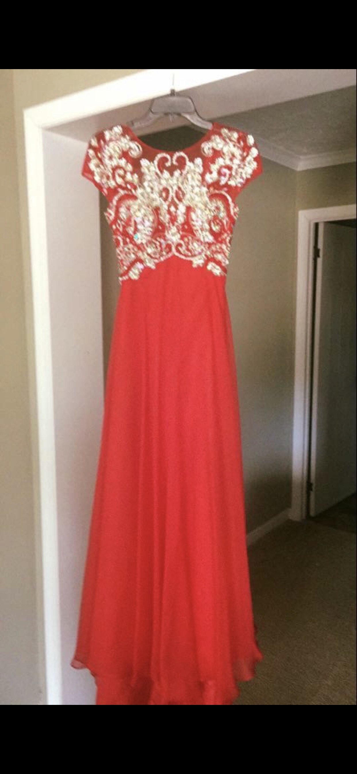 Size 4 Prom Cap Sleeve Red Floor Length Maxi on Queenly