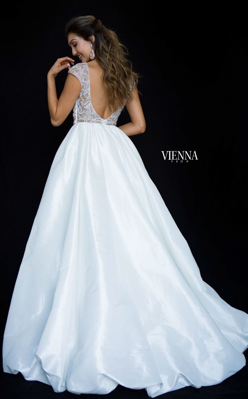 Vienna Size 2 Prom Cap Sleeve White A-line Dress on Queenly
