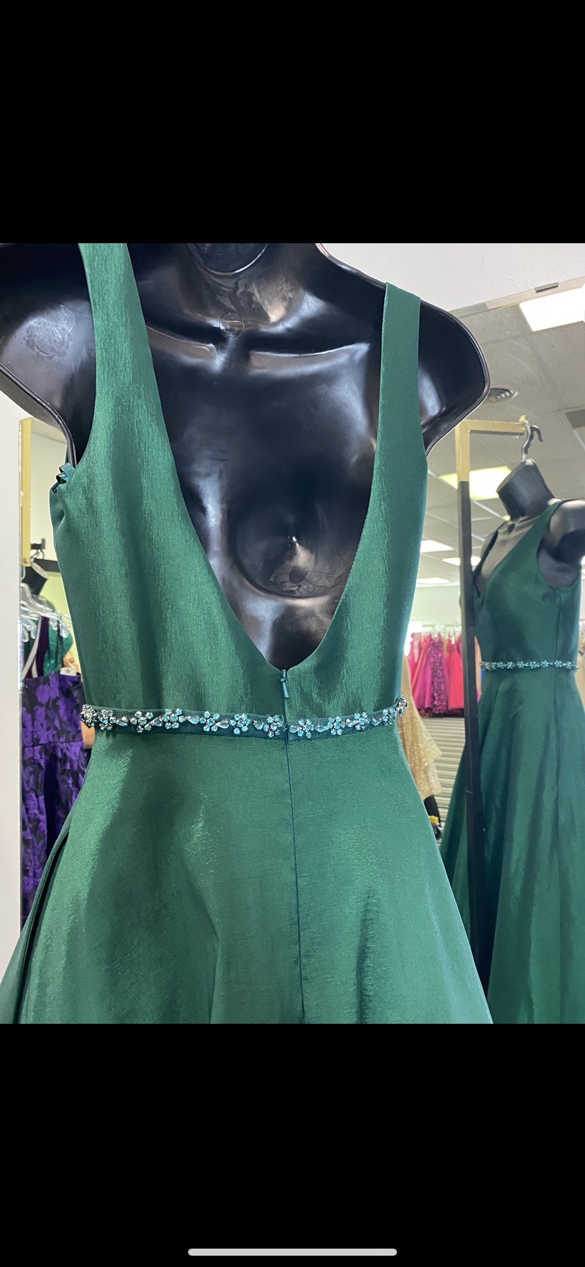 Clarisse Size 0 Prom Emerald Green Ball Gown on Queenly