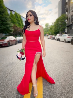 Sherri Hill Red Size 2 Holiday Prom Side slit Dress on Queenly