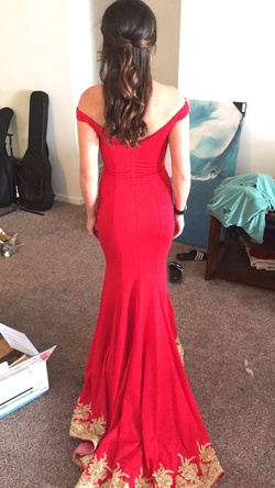 Gregory Ellenburg Size 4 Prom Red Mermaid Dress on Queenly