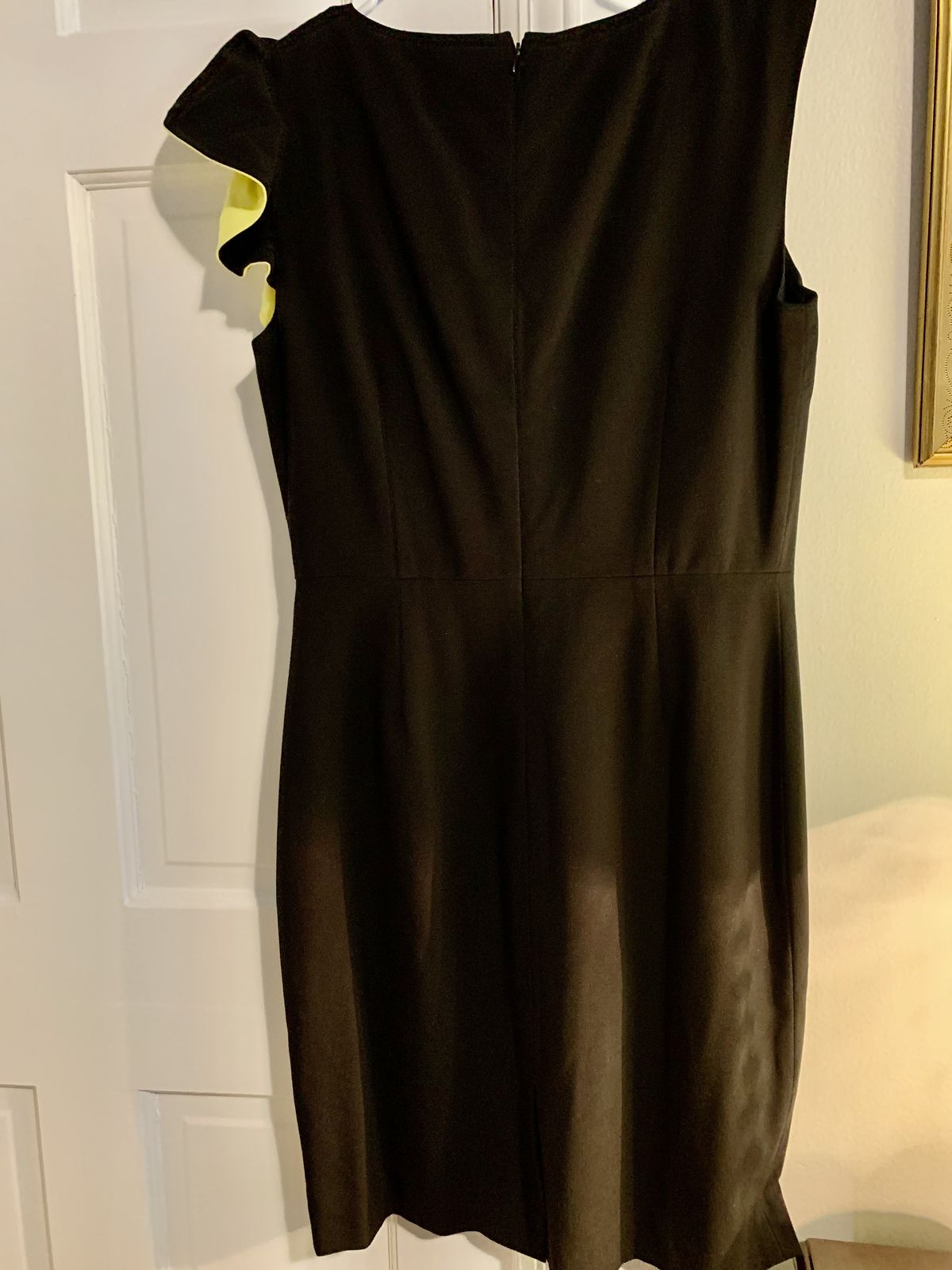Calvin Klein Size 10 Wedding Guest Multicolor Cocktail Dress on Queenly