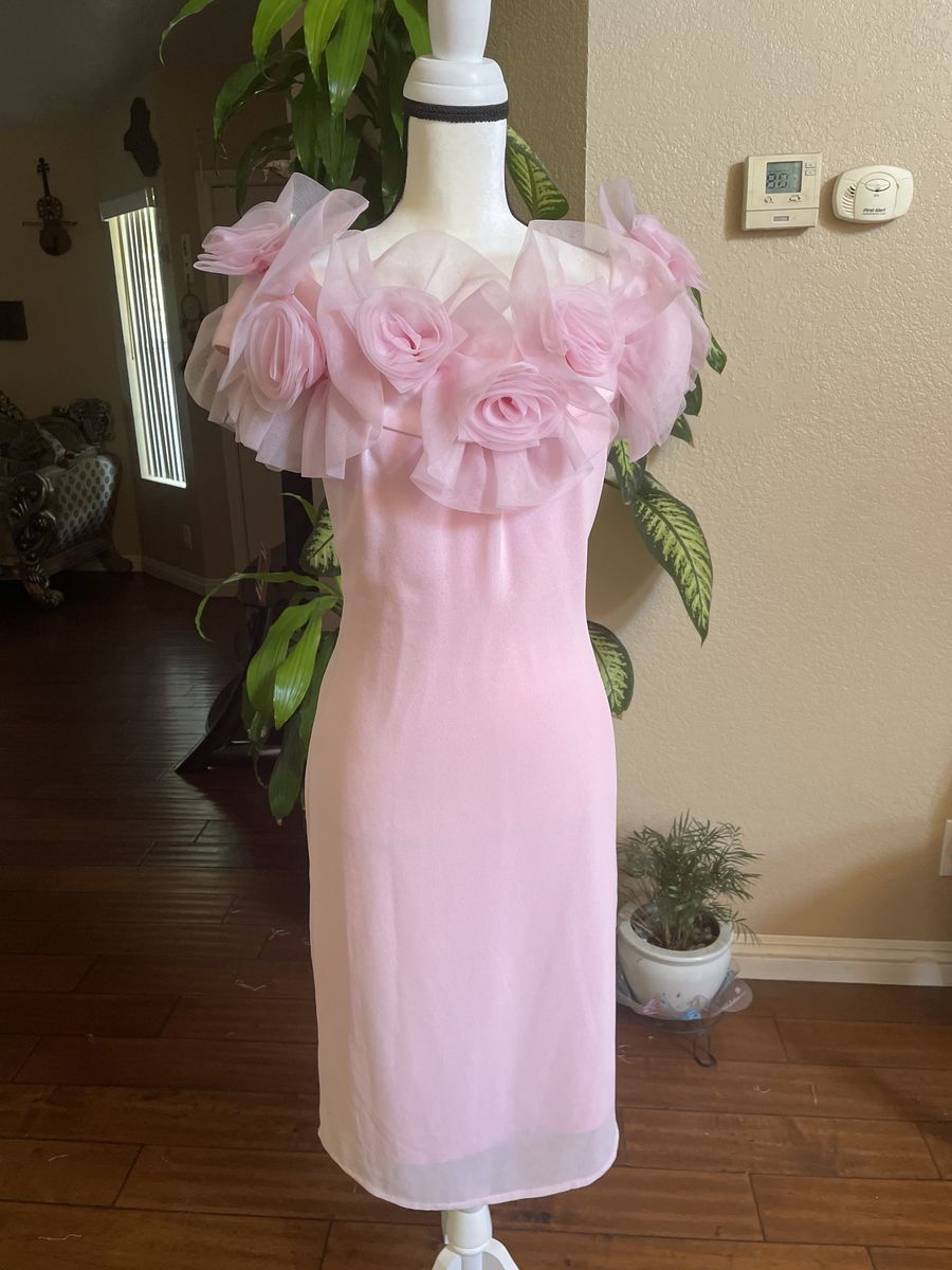 Size 8 Bridesmaid Light Pink Cocktail Dress on Queenly