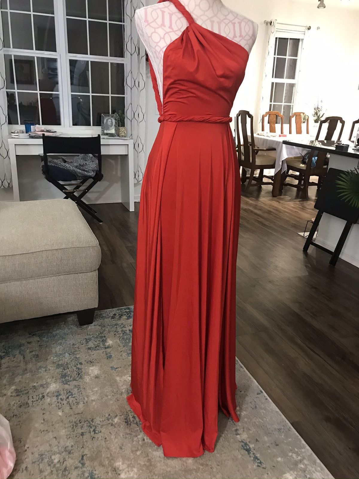 Kourvasier Size 0 Red Side Slit Dress on Queenly