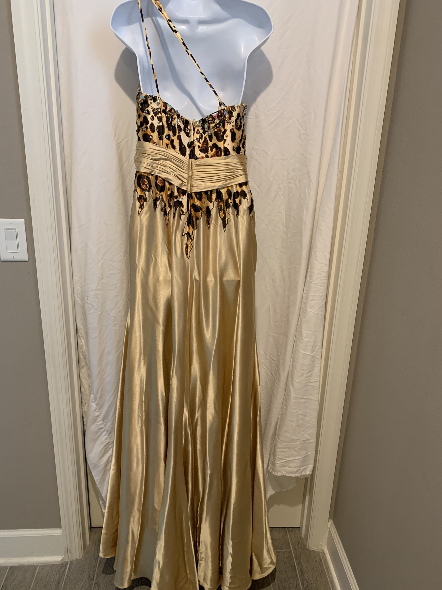 Size 6 Satin Gold Side Slit Dress on Queenly