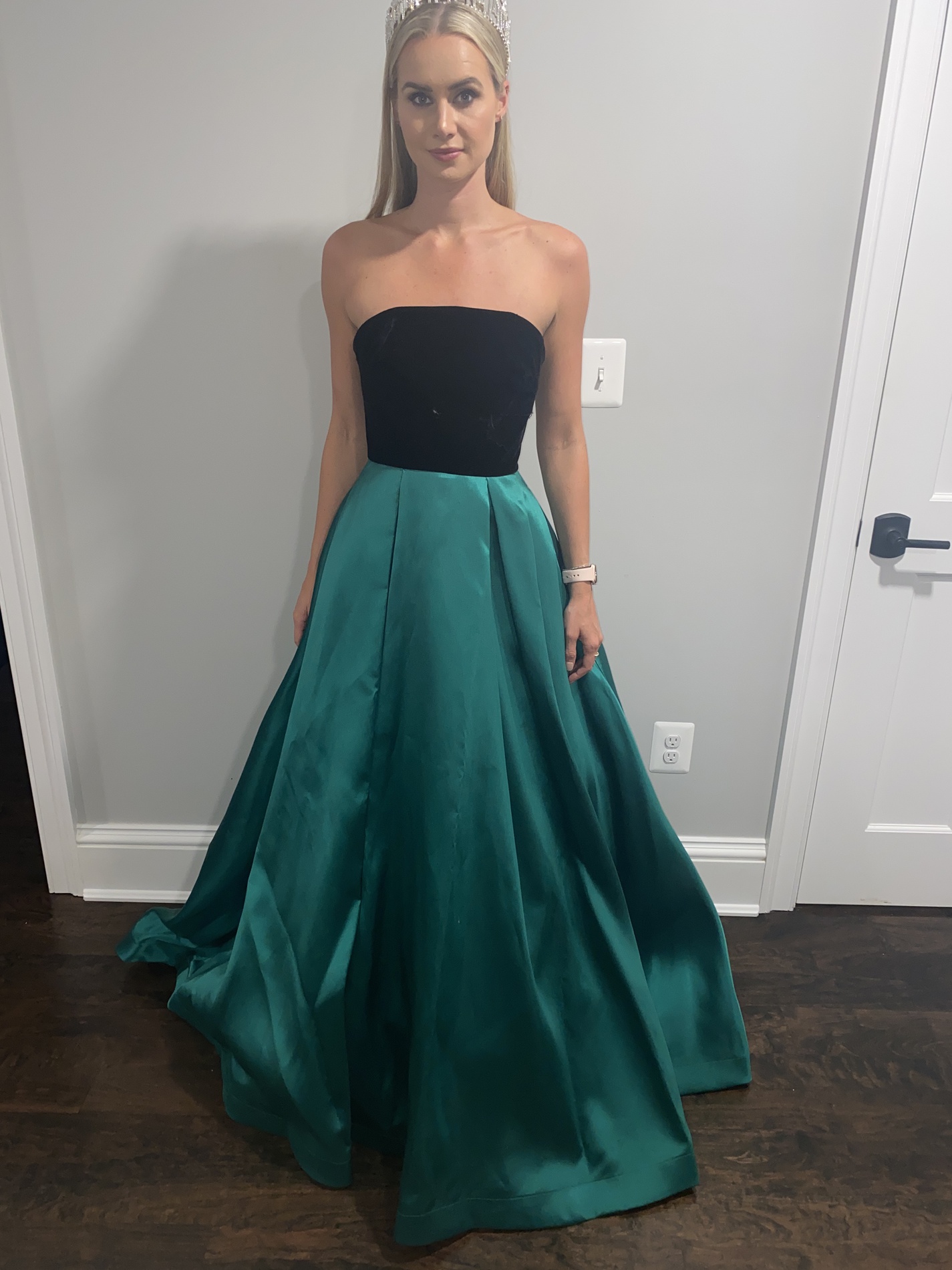 Size 2 Prom Strapless Green Ball Gown on Queenly