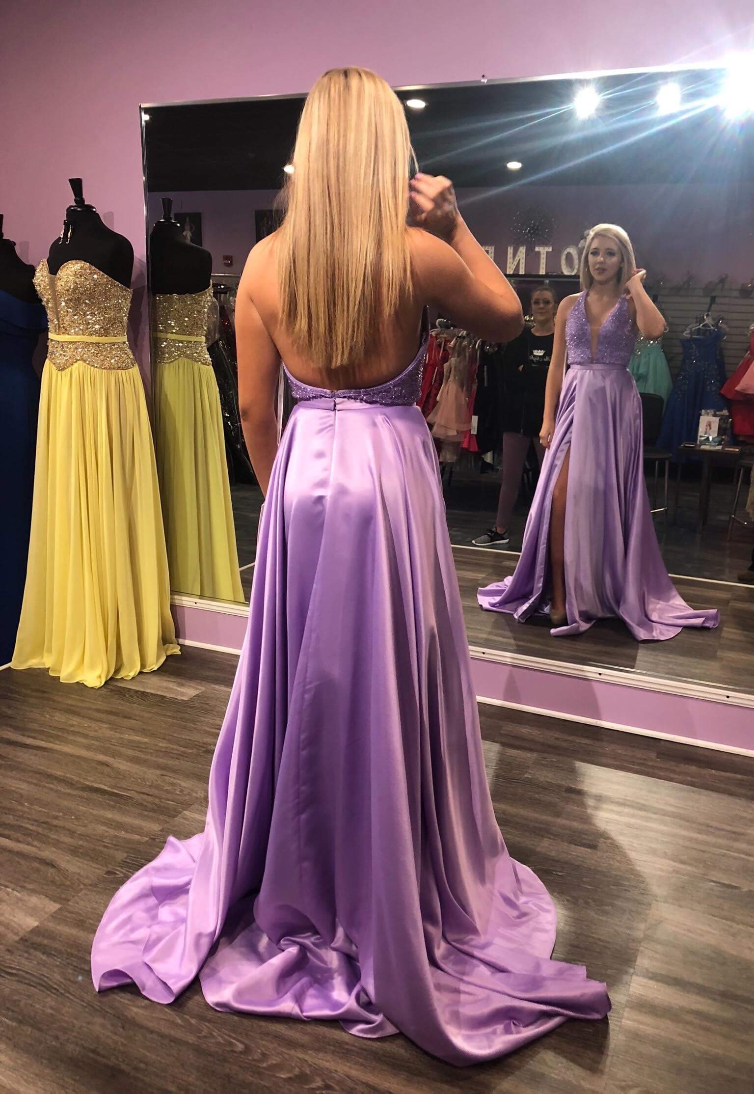 Size 0 Purple Dress With Train on Queenly