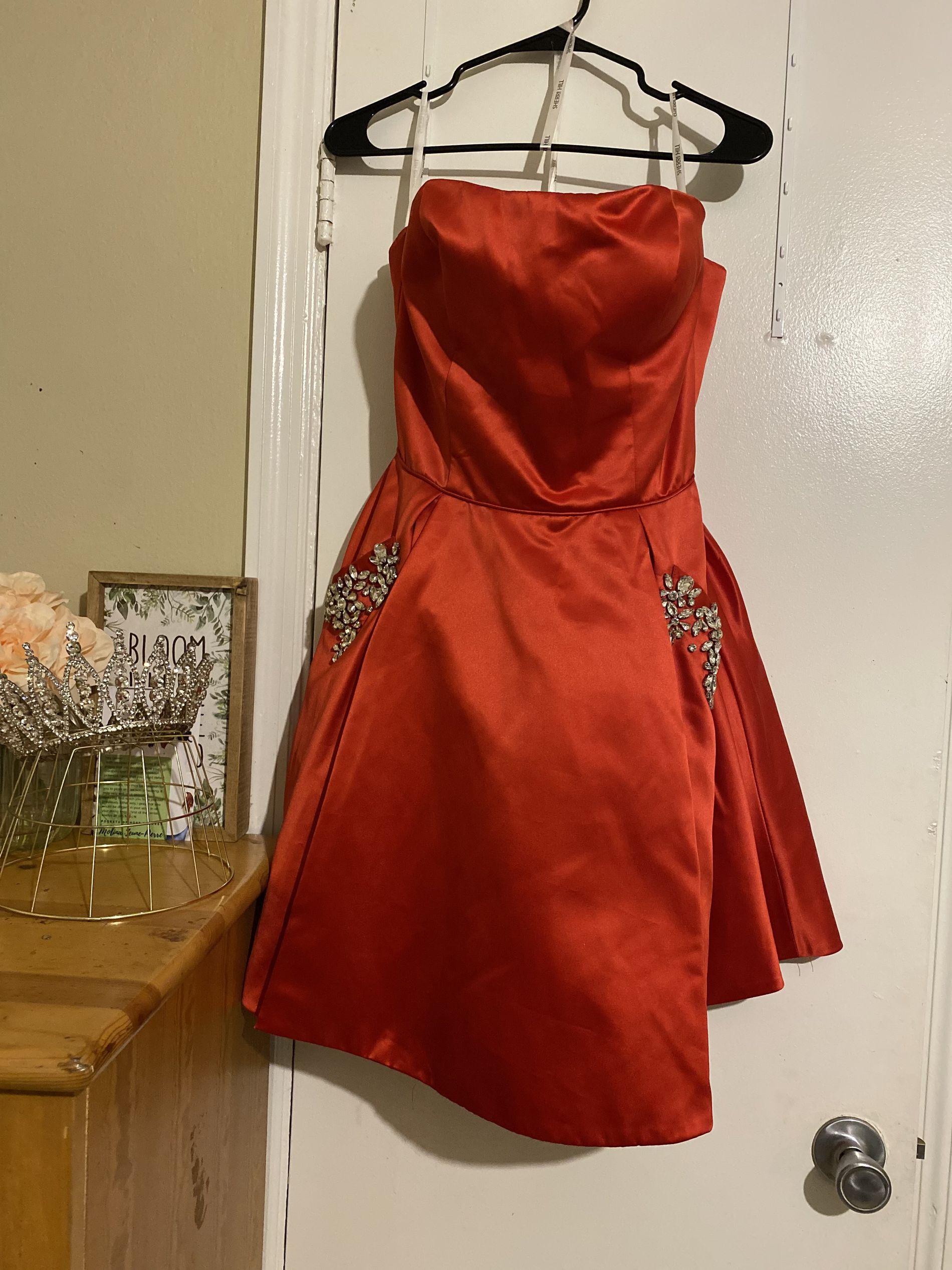 Sherri Hill Size 12 Homecoming Strapless Sequined Red A-line Dress on Queenly