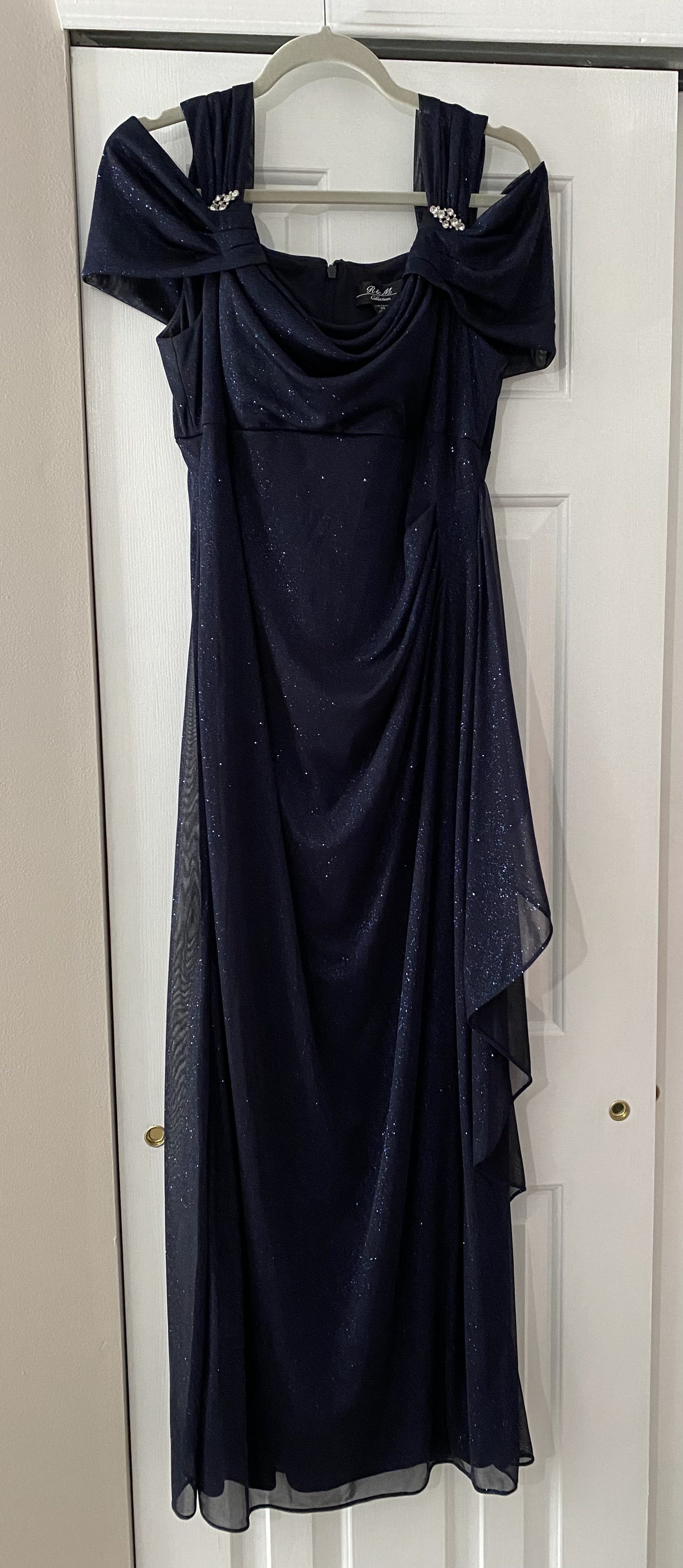 Size 14 Wedding Guest Off The Shoulder Sheer Navy Blue Floor Length Maxi on Queenly