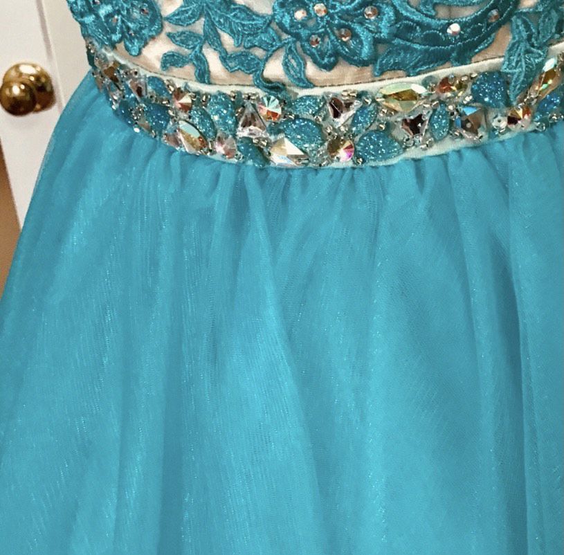 Karishma Green Size 10 Tulle Flare Homecoming A-line Dress on Queenly