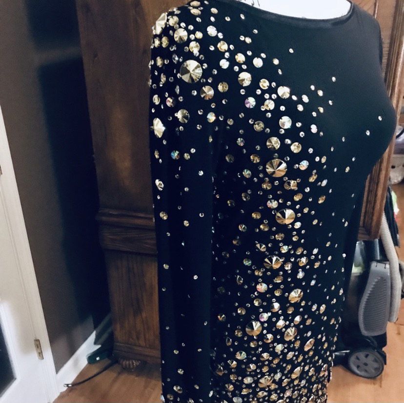 MoriLee Size 8 Homecoming Long Sleeve Sequined Black Cocktail Dress on Queenly