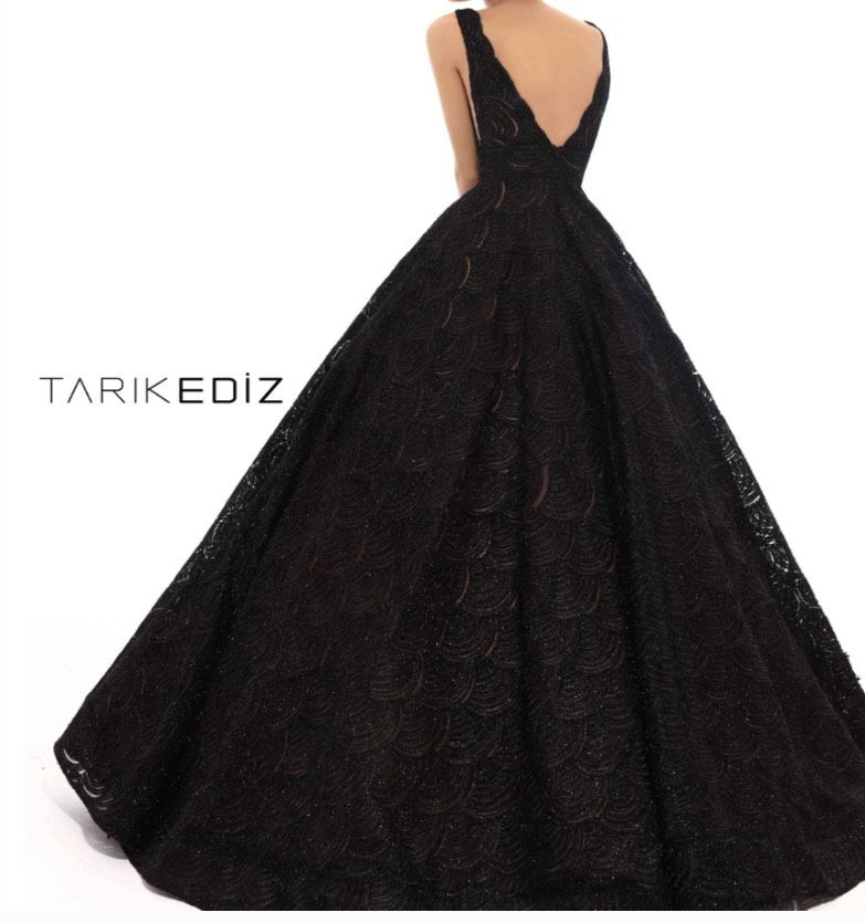 Tarik Ediz Black Size 2 Pageant Prom Ball gown on Queenly