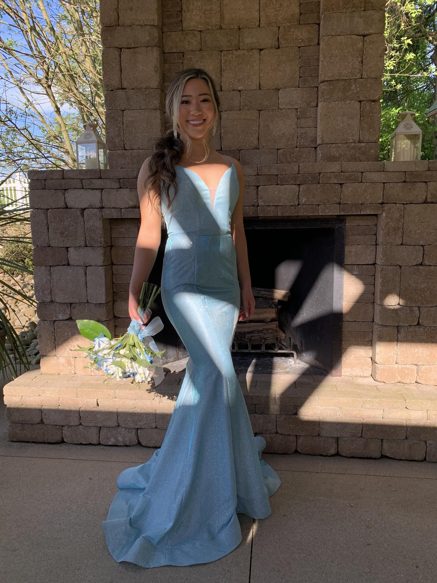 Ellie Wilde Size 0 Prom Plunge Sheer Light Blue Mermaid Dress on Queenly