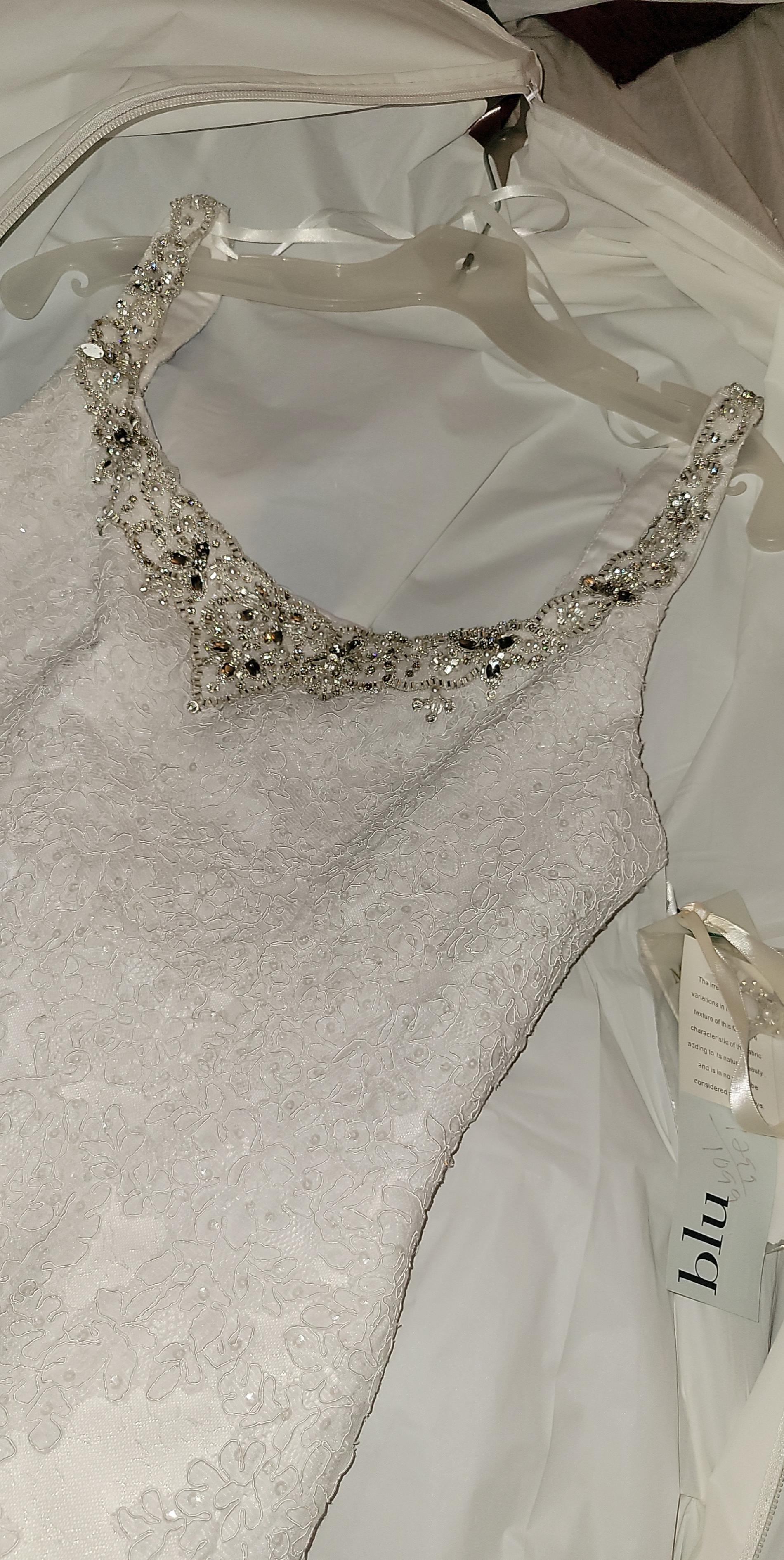Morilee madeline gardner Size 10 White Mermaid Dress on Queenly
