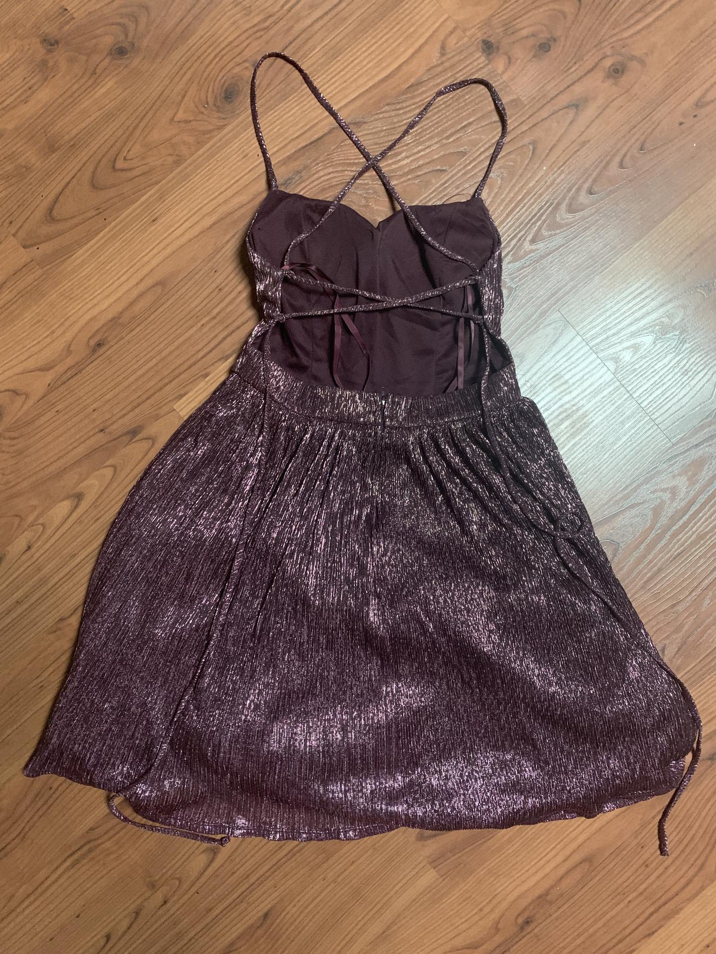 City Vibes Size 6 Homecoming Purple Cocktail Dress on Queenly