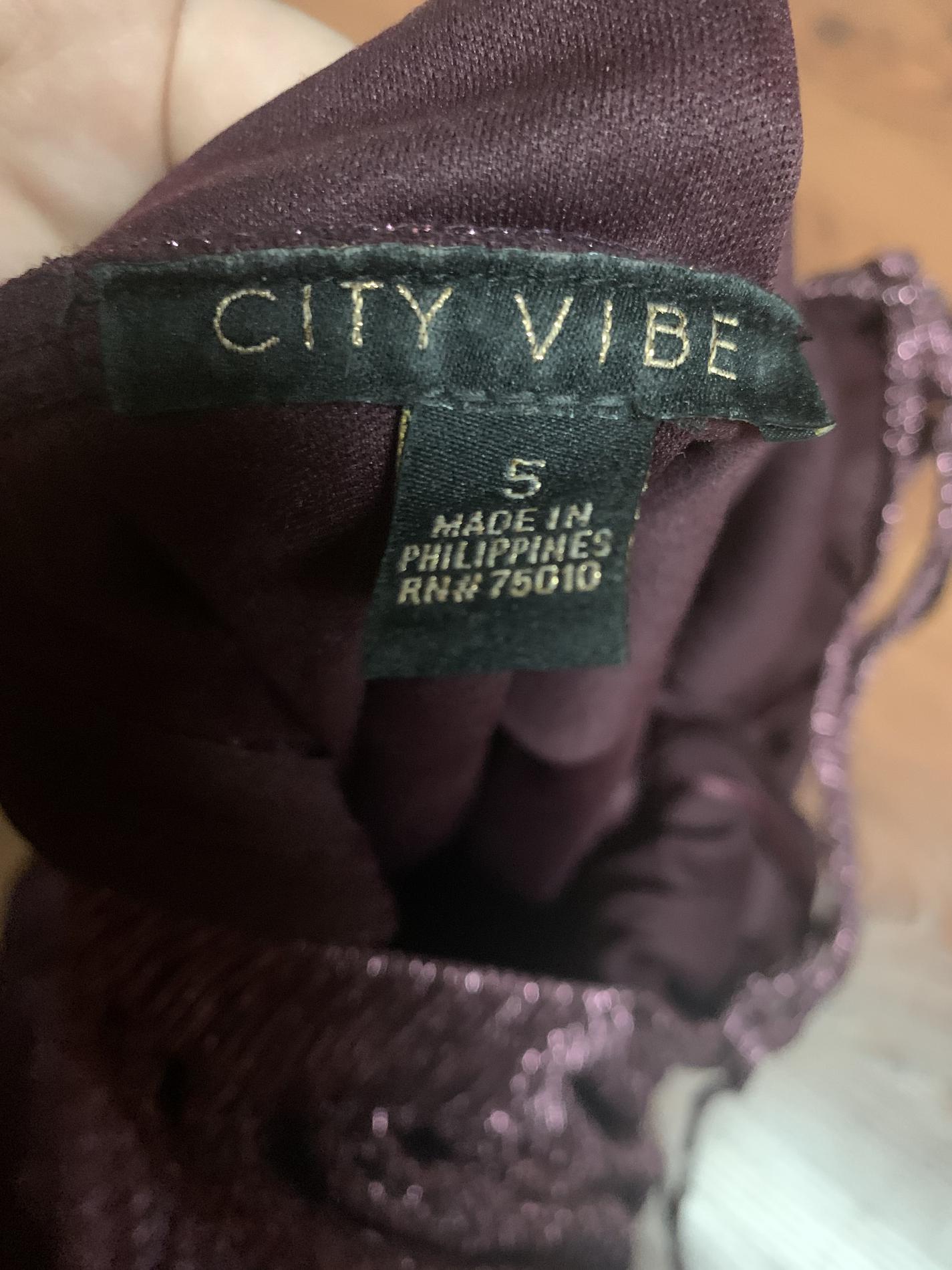 City Vibes Size 6 Homecoming Purple Cocktail Dress on Queenly