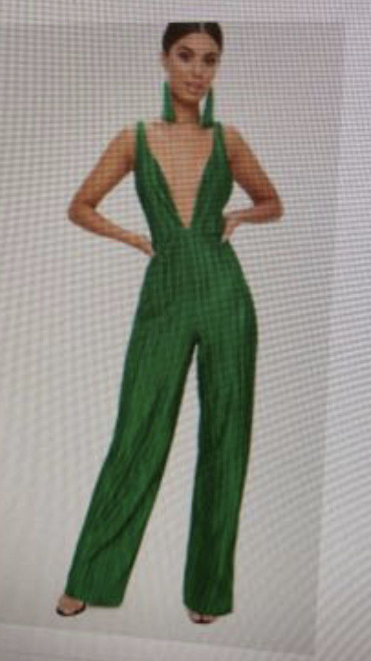 PrettyLittleThing Size 4 Pageant Interview Plunge Green Formal Jumpsuit on Queenly