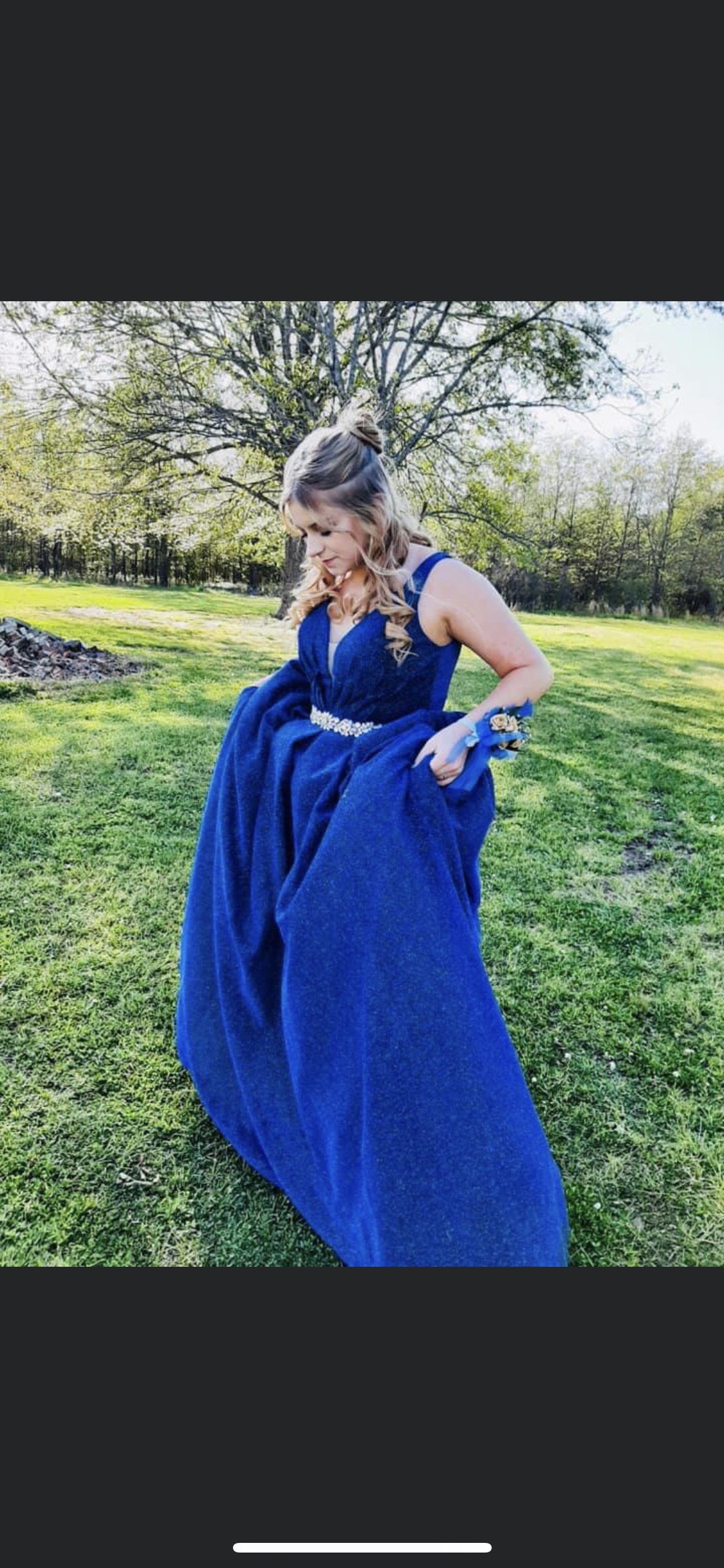 Size 10 Prom Royal Blue Ball Gown on Queenly