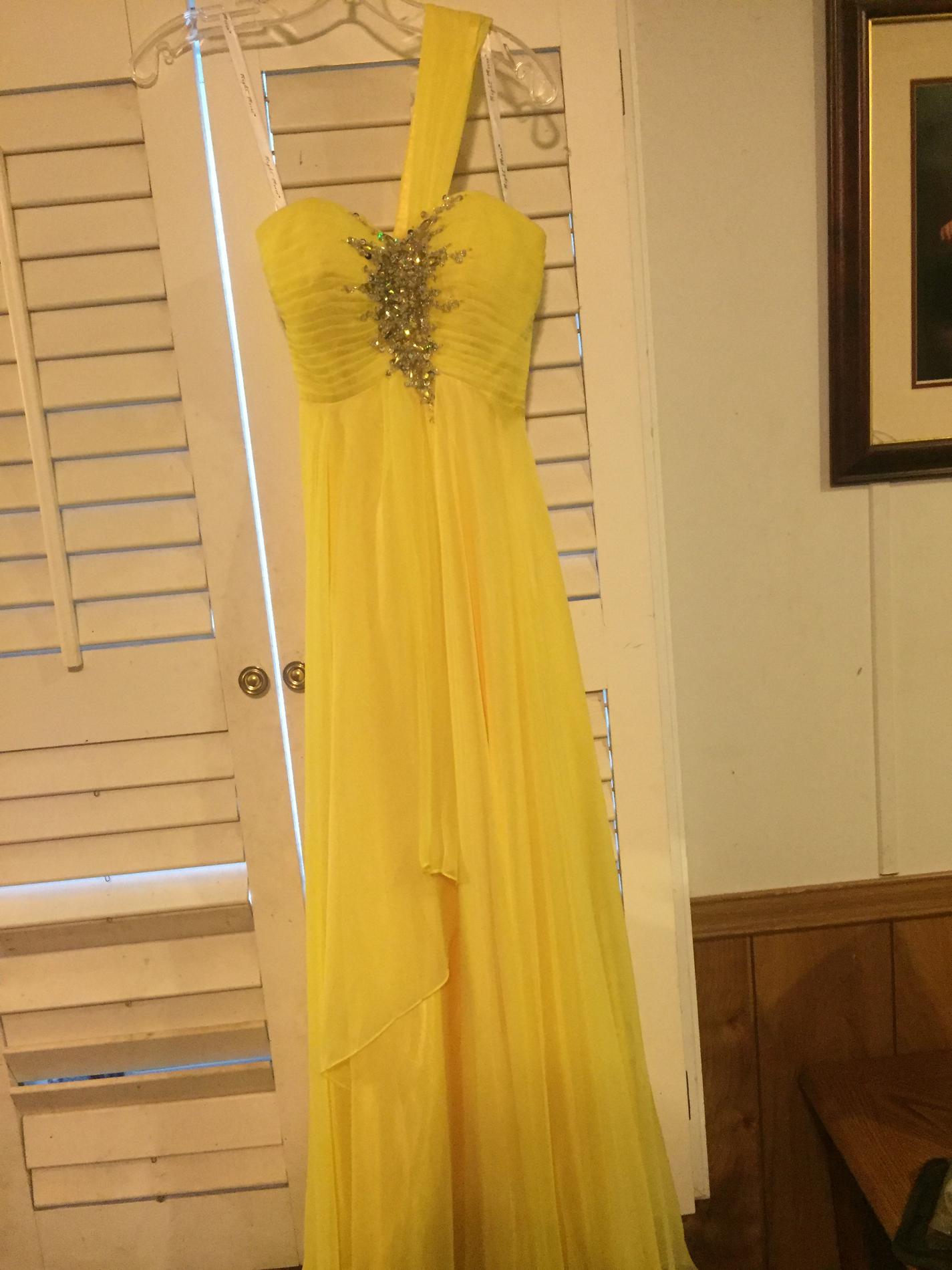 Night Moves Size 2 Prom Yellow Floor Length Maxi on Queenly