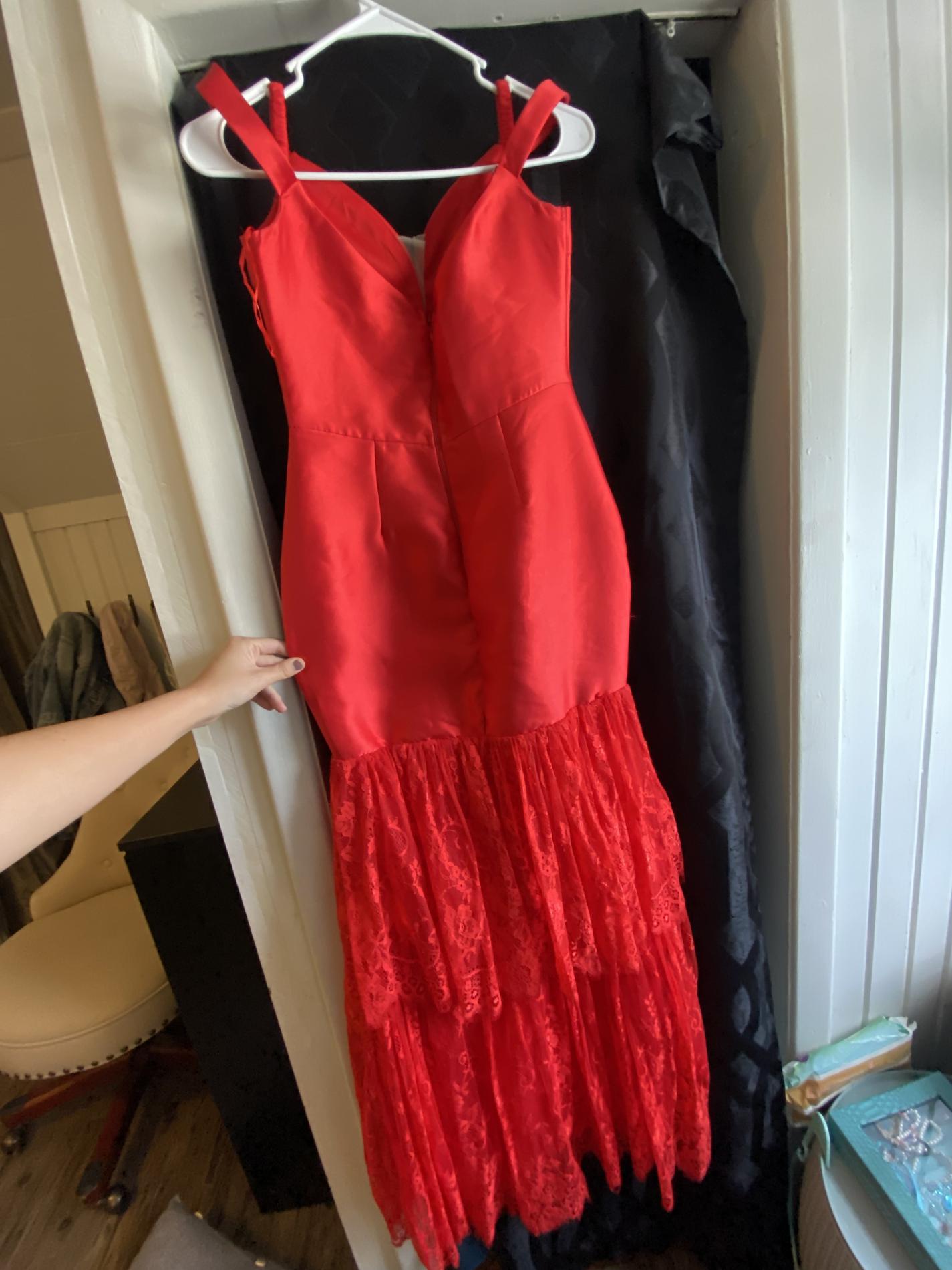 Size 2 Lace Red Mermaid Dress on Queenly