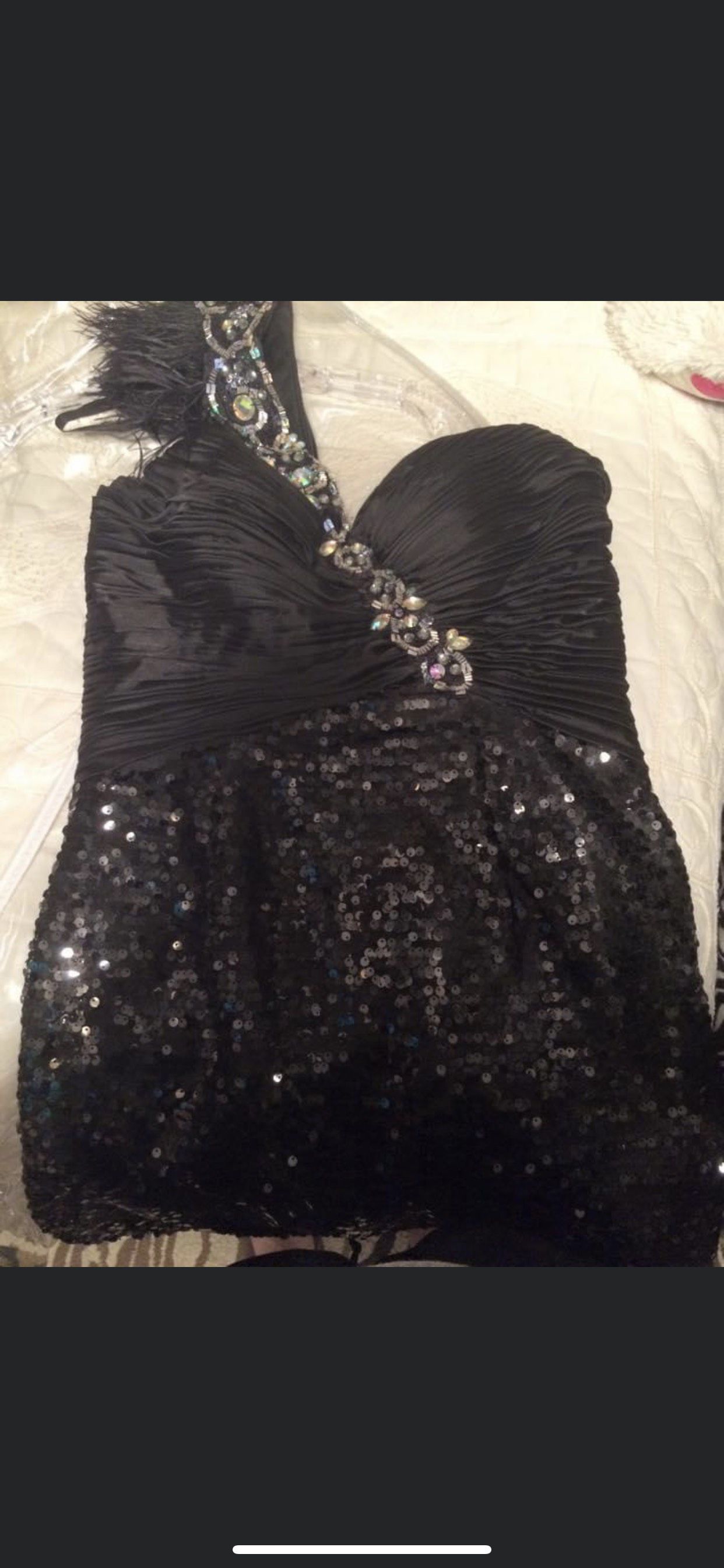 Size 12 Homecoming One Shoulder Black Floor Length Maxi on Queenly
