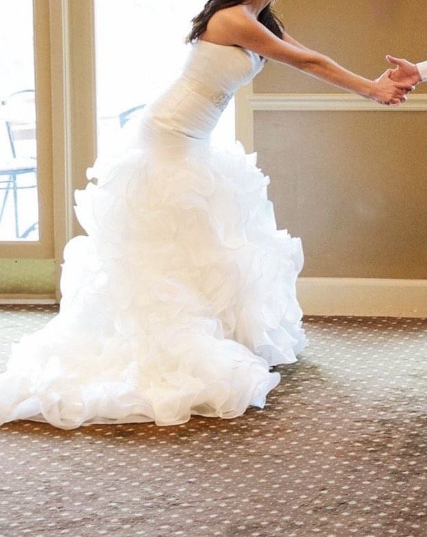 Size 2 Wedding Strapless White Mermaid Dress on Queenly