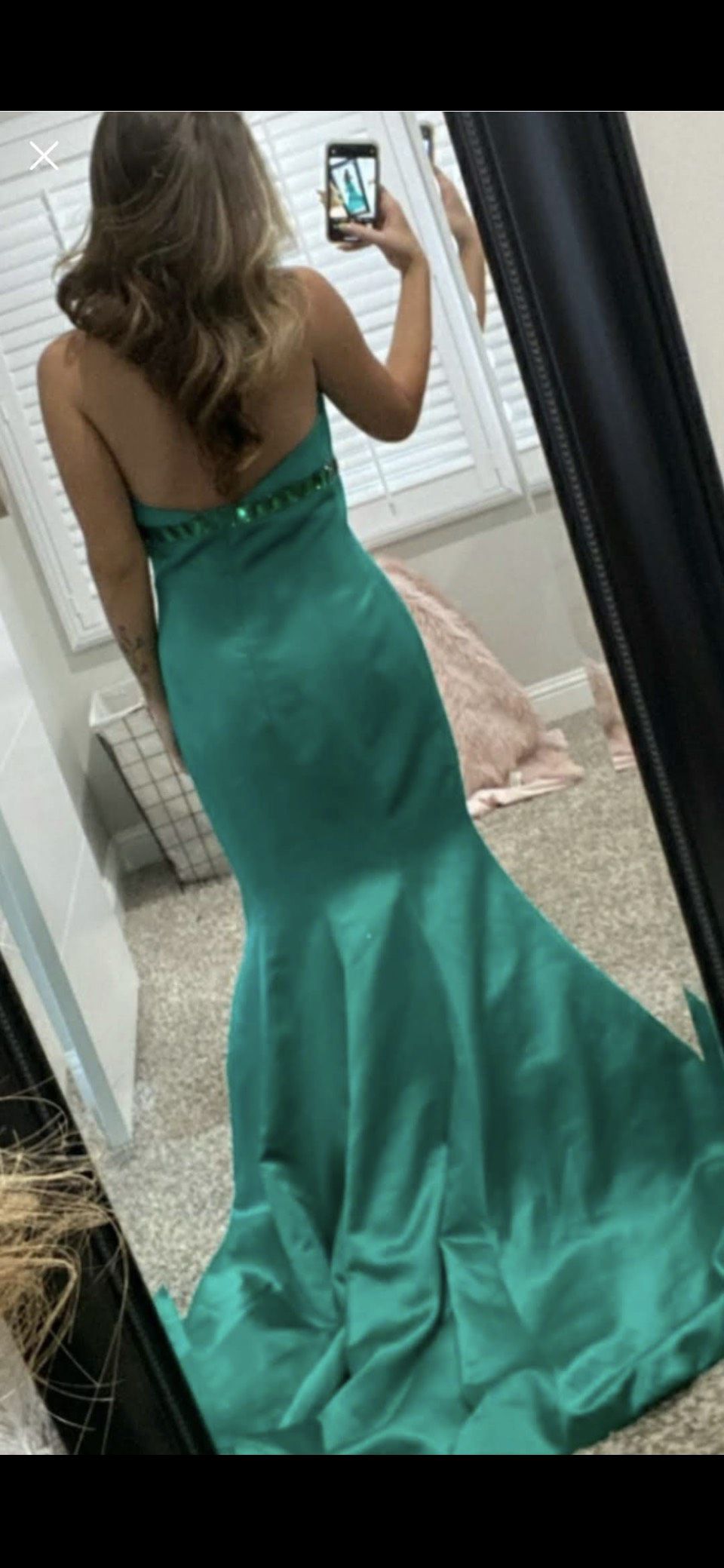 Sherri Hill Size 14 Prom Halter Sequined Emerald Green Mermaid Dress on Queenly