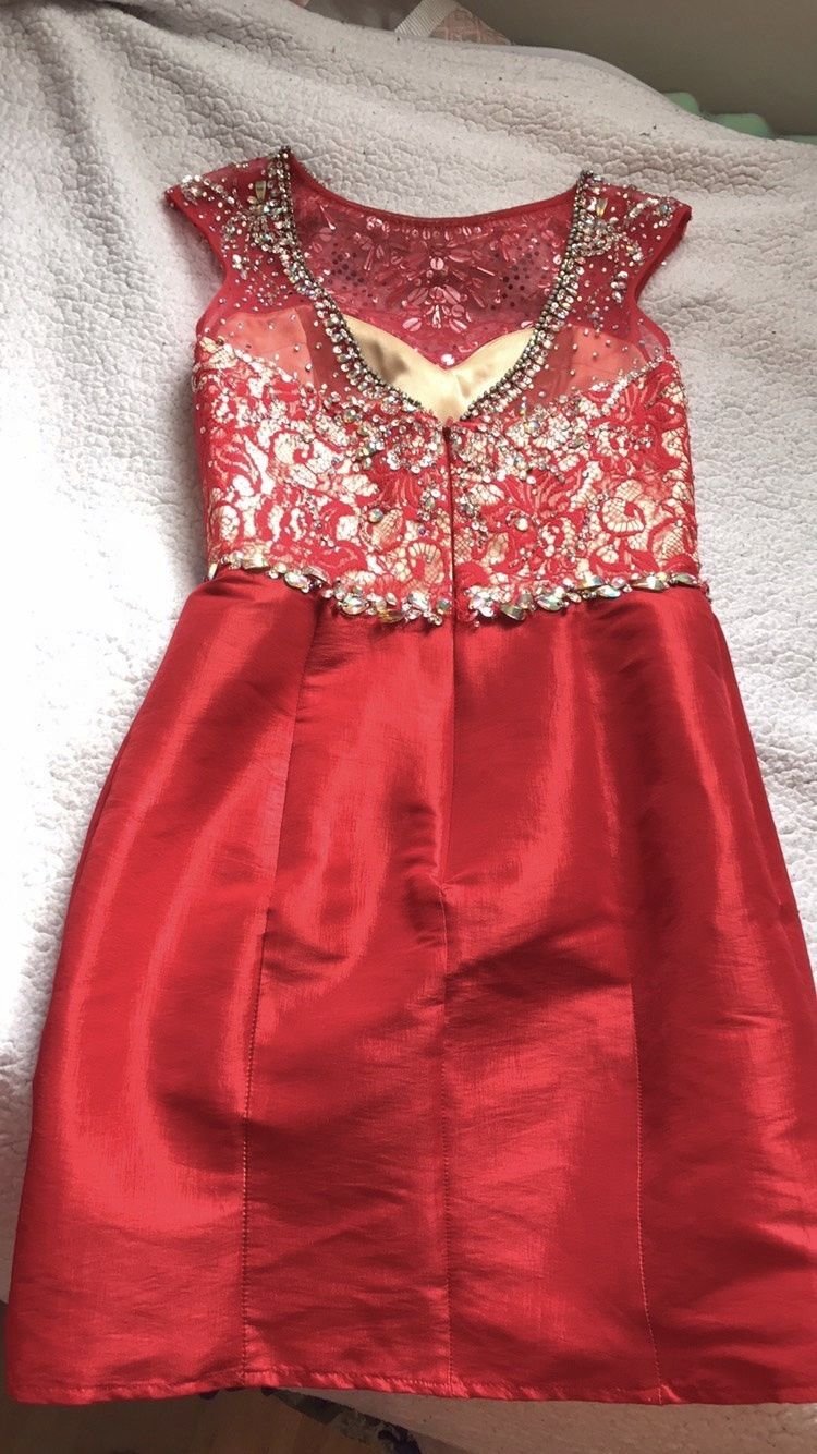 Mac Duggal Size 2 Homecoming Cap Sleeve Red Cocktail Dress on Queenly