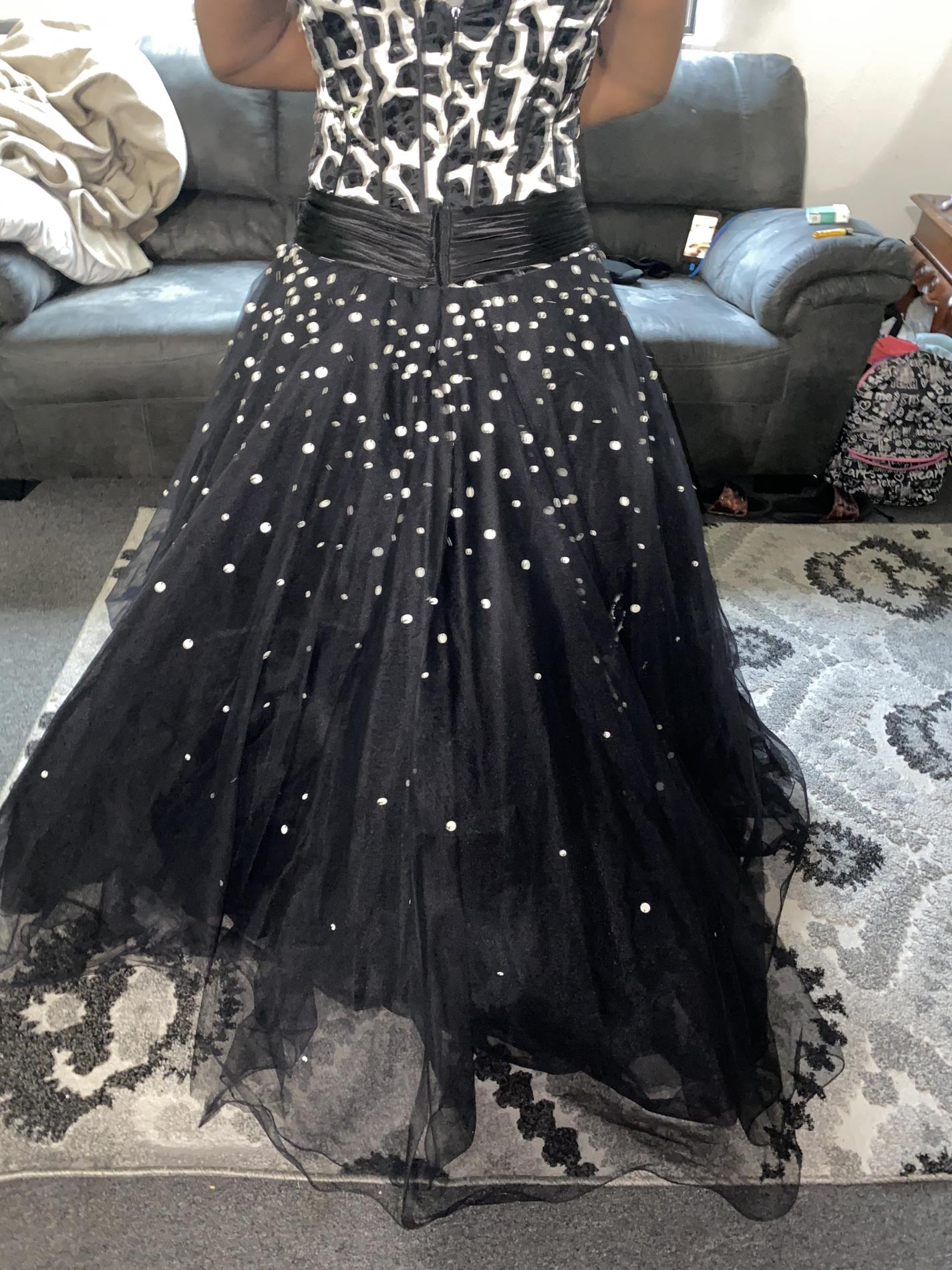 Tony Bowls Size 10 Prom Black Dress With Train on Queenly