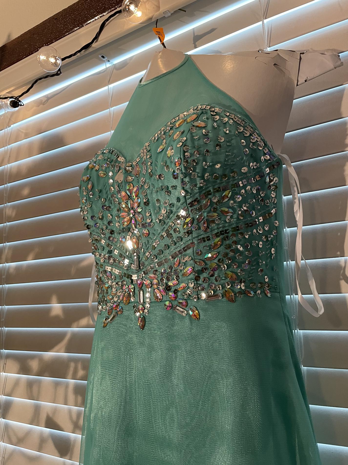 Size 6 Prom Halter Satin Light Green Mermaid Dress on Queenly