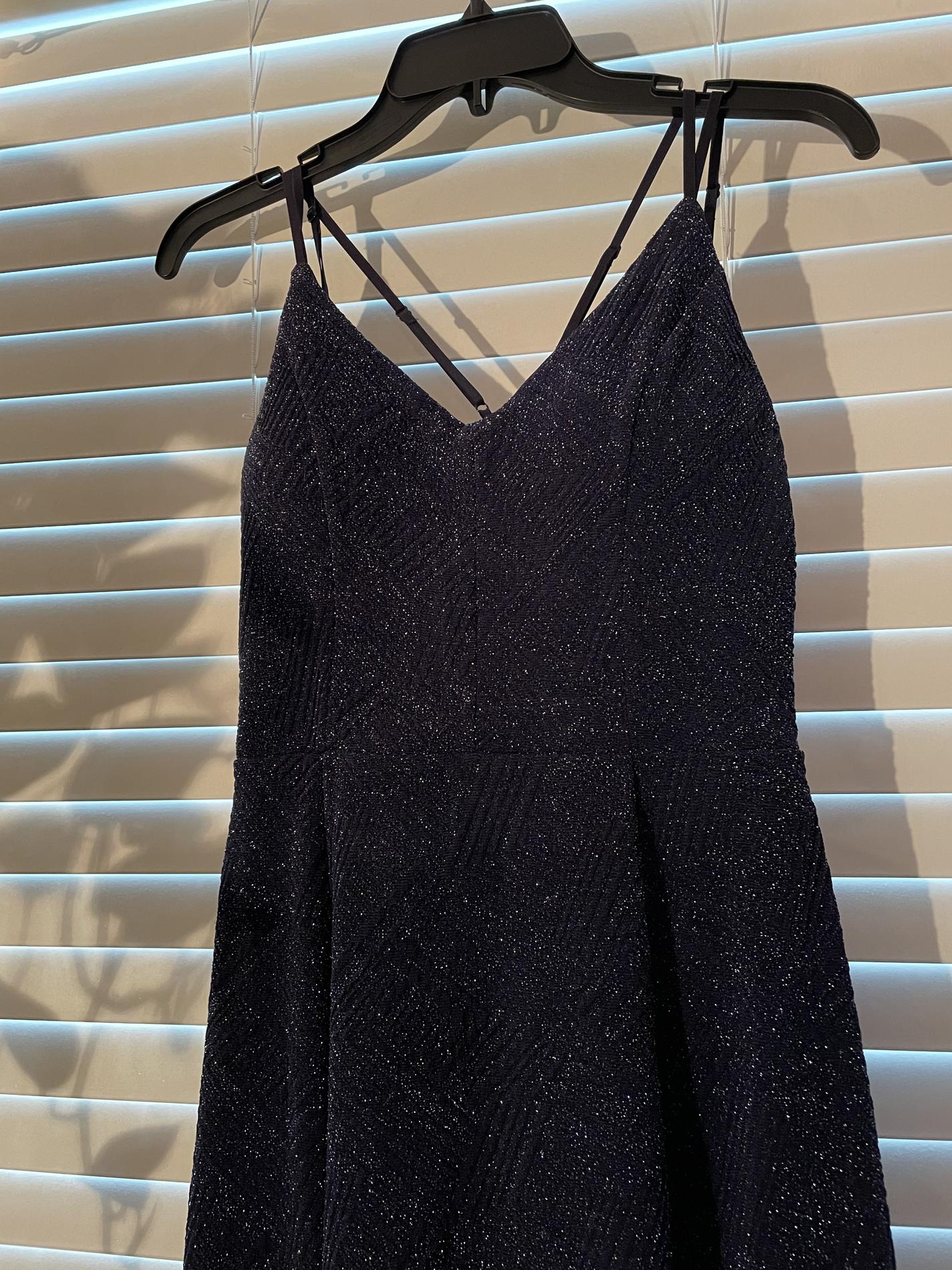 Size 4 Prom Navy Multicolor Cocktail Dress on Queenly