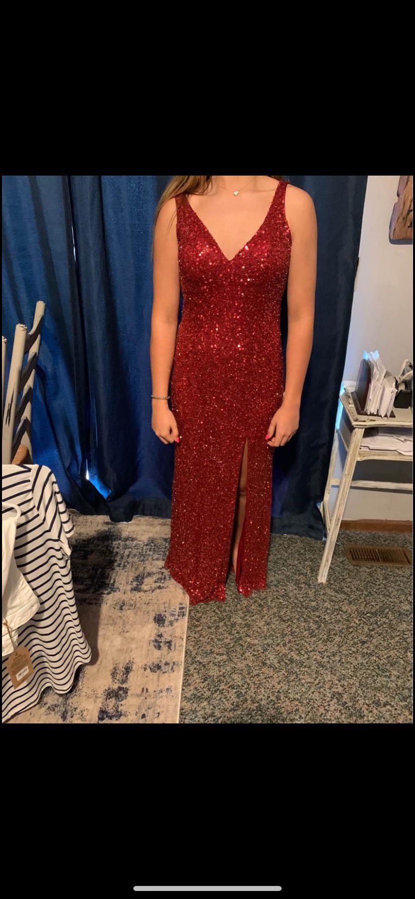 Mac Duggal Size 6 Prom Red Side Slit Dress on Queenly