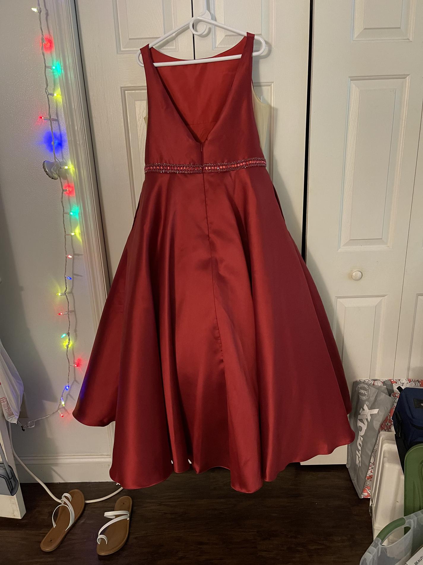 Plus Size 16 Prom Satin Red Ball Gown on Queenly