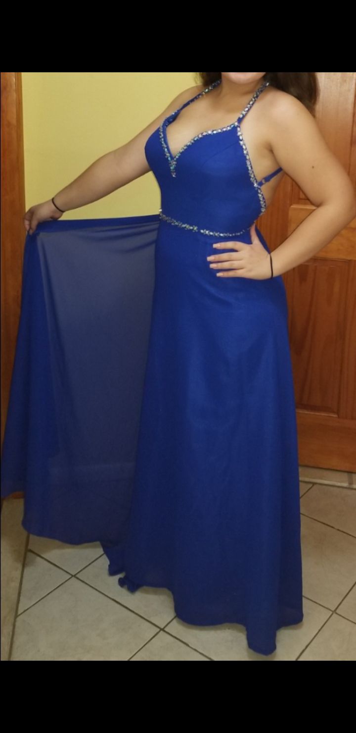 Size 10 Prom Royal Blue Dress With Train on Queenly