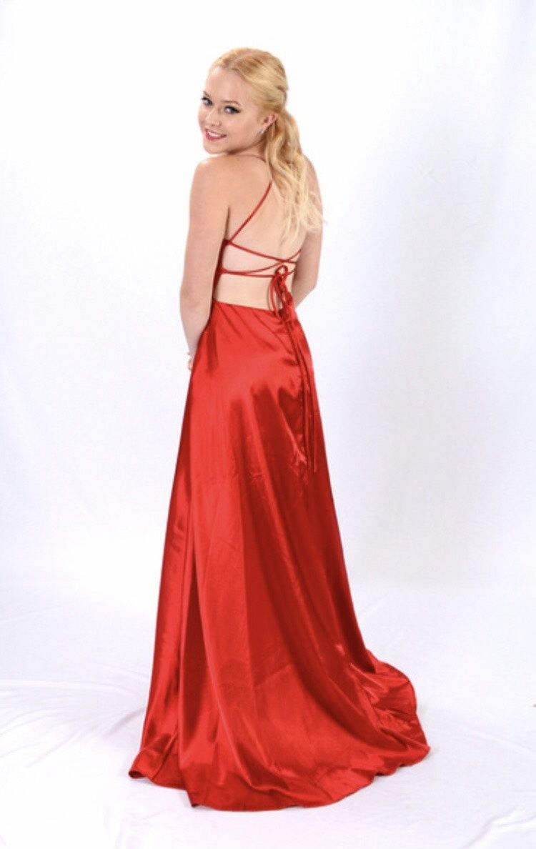 Size 00 Prom Red Side Slit Dress on Queenly